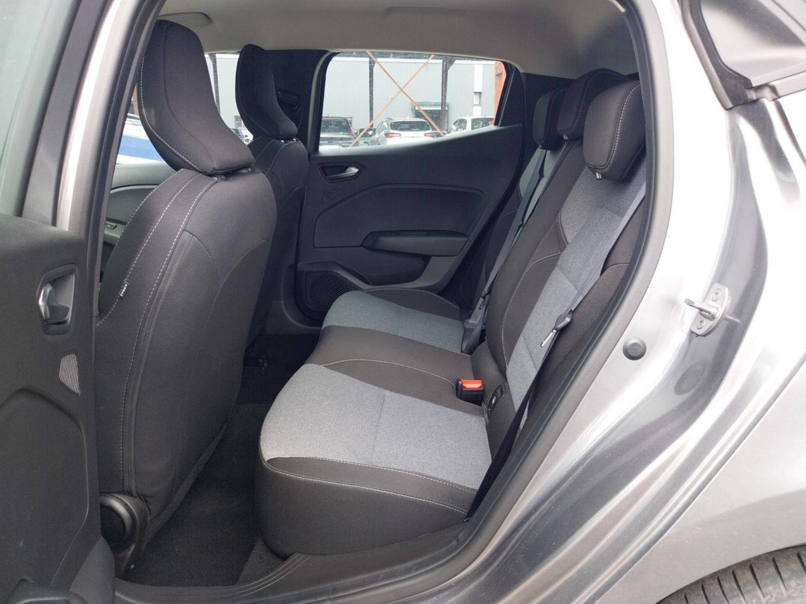 Vente en ligne Renault Clio 5 Clio Blue dCi 100 ch GSR2 au prix de 16 690 €
