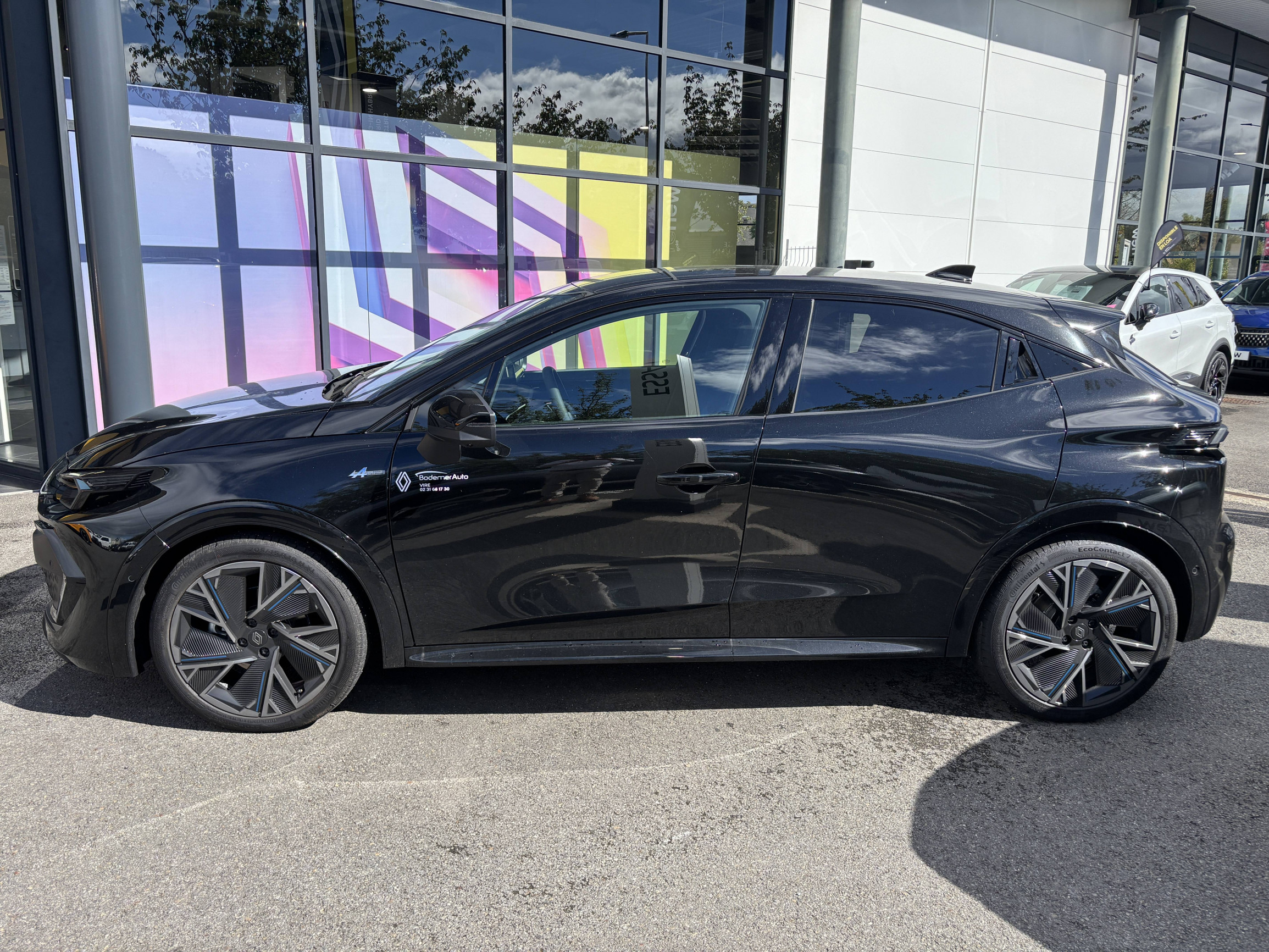Vente en ligne Renault Clio 6 Clio E-Tech full hybrid 160 ch au prix de 29 490 €