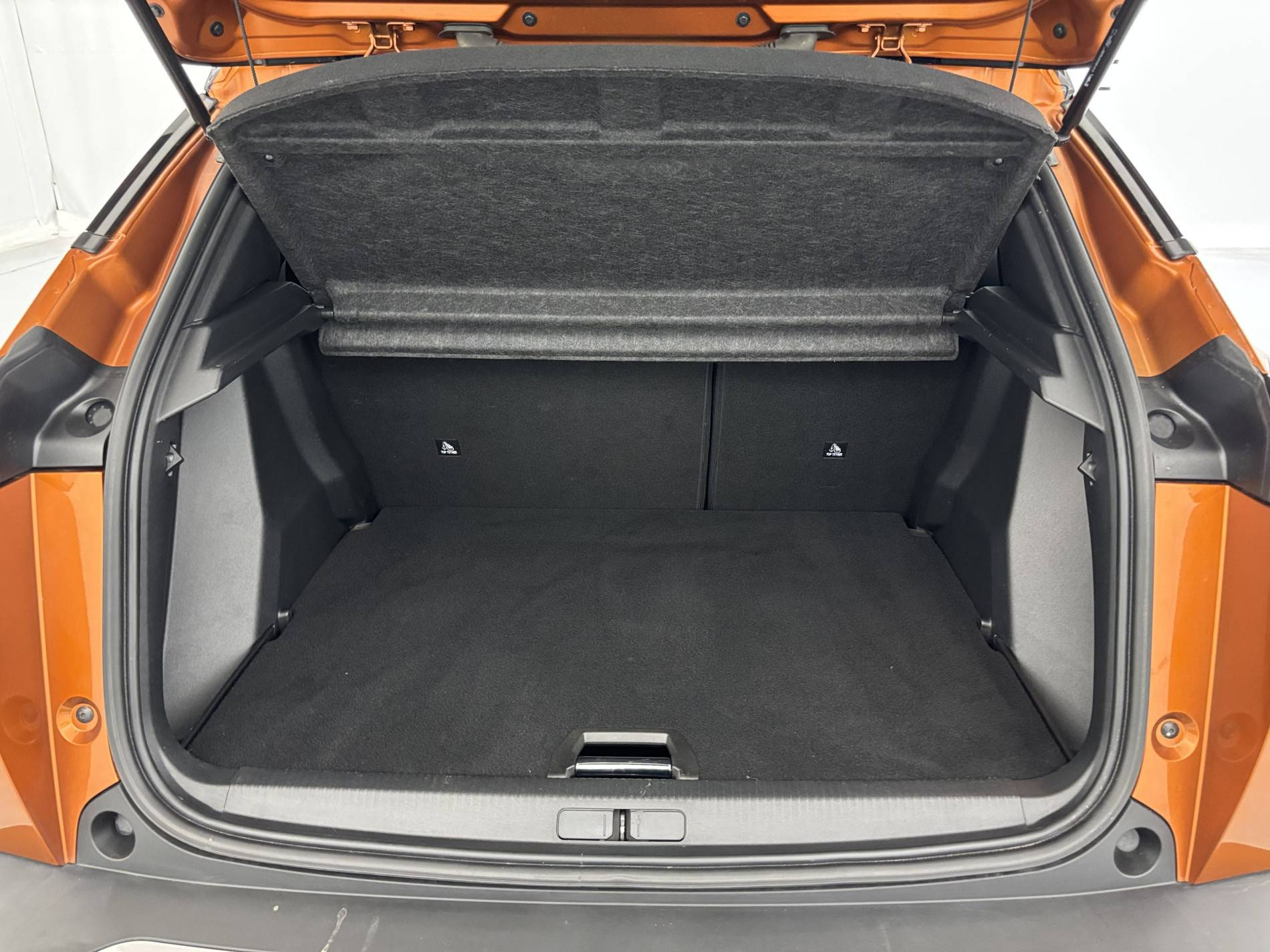Vente en ligne Peugeot 2008  PureTech 155 S&S EAT8 au prix de 14 590 €