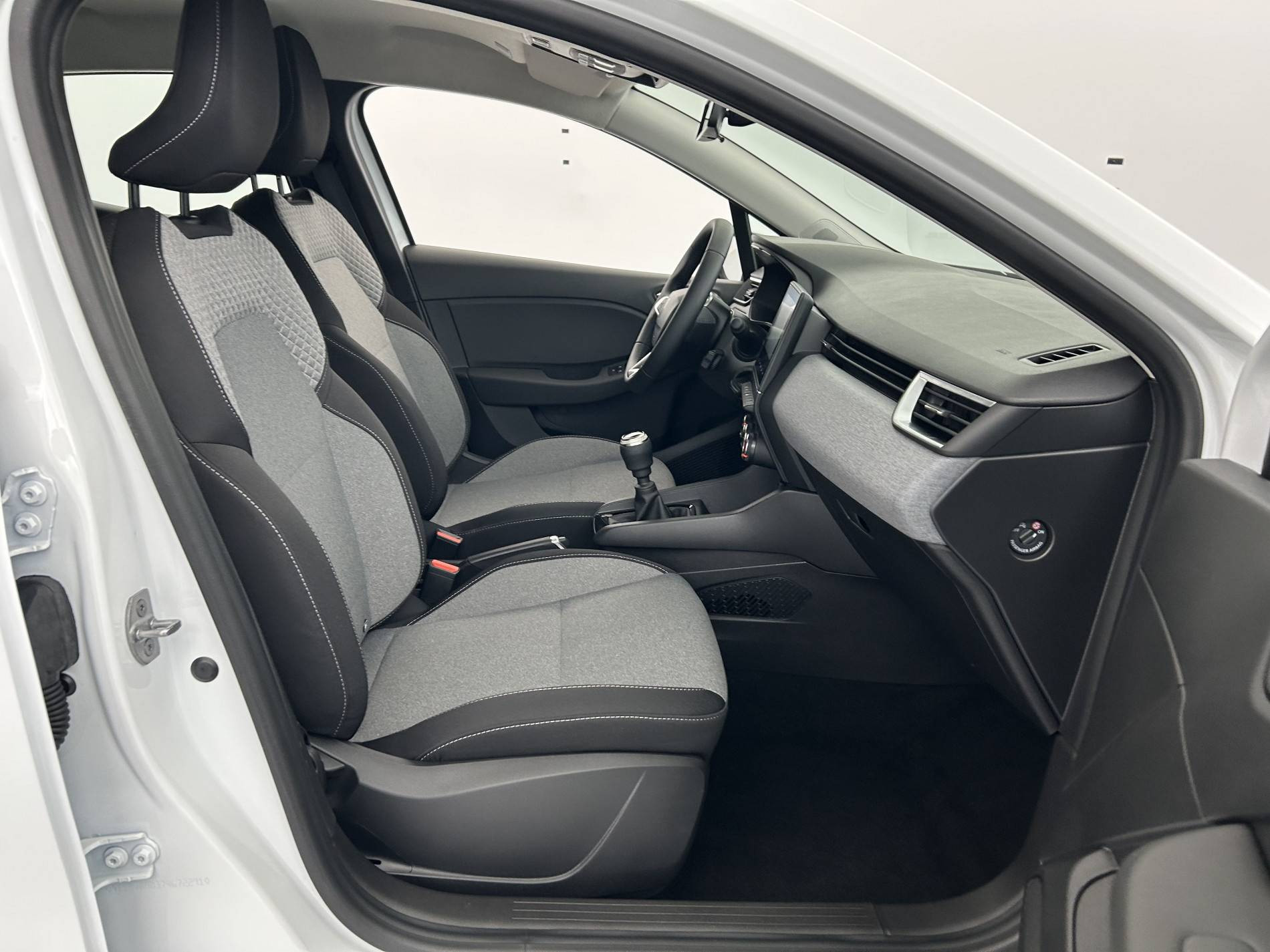 Vente en ligne Renault Clio 5 Clio TCe 90 ch GSR2 au prix de 16 290 €