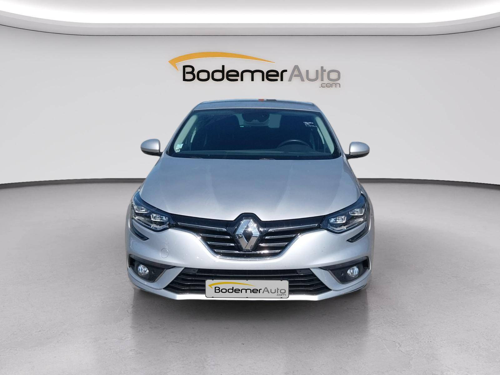 Vente en ligne Renault Megane 4 Mégane IV Berline TCe 130 Energy EDC au prix de 11 990 €