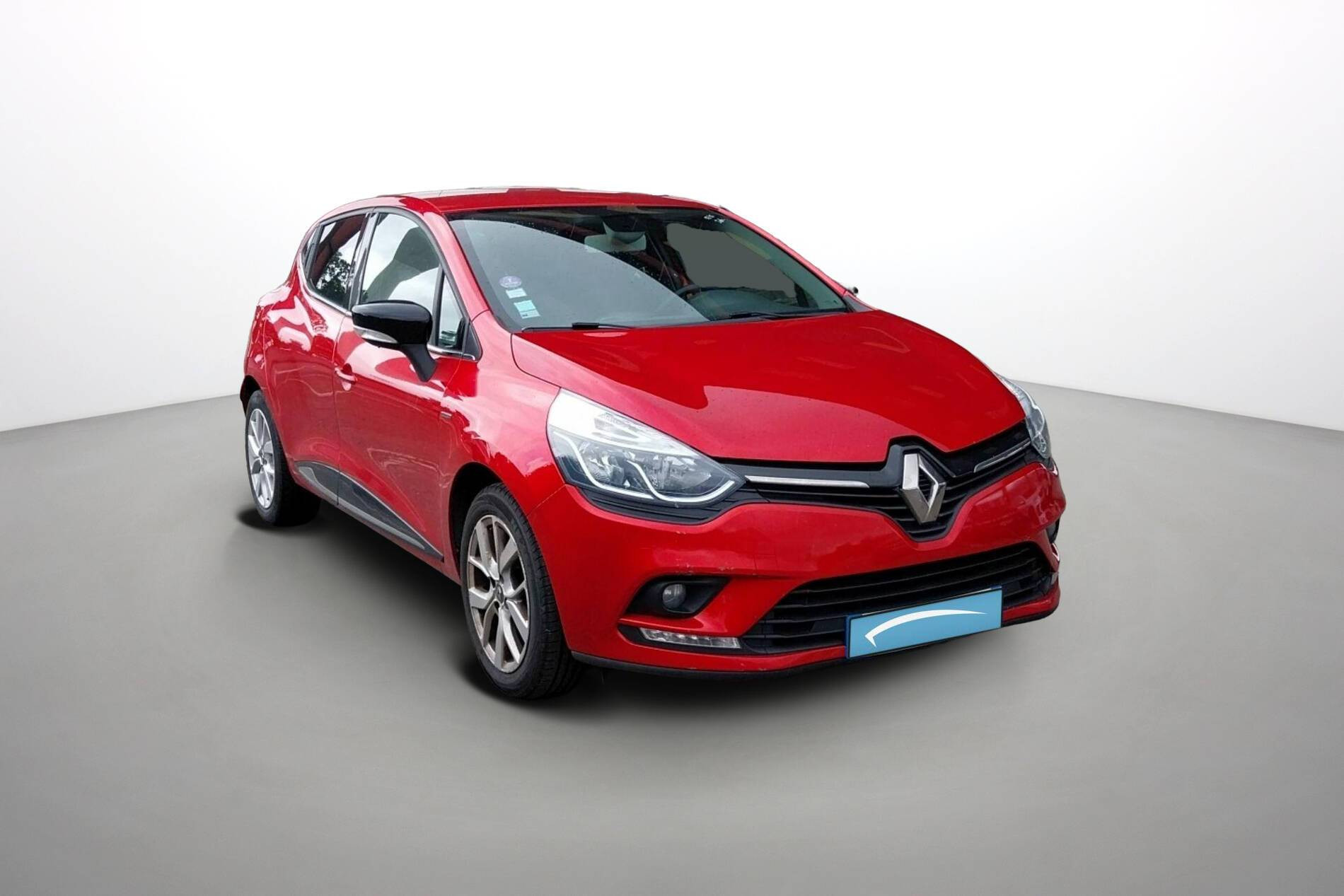 Vente en ligne Renault Clio 4 Clio TCe 90 E6C au prix de 11 790 €