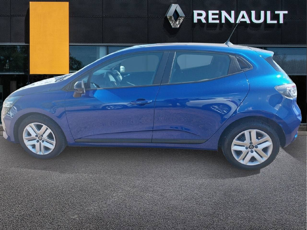 Vente en ligne Renault Clio 5 Clio TCe 90 au prix de 15 490 €