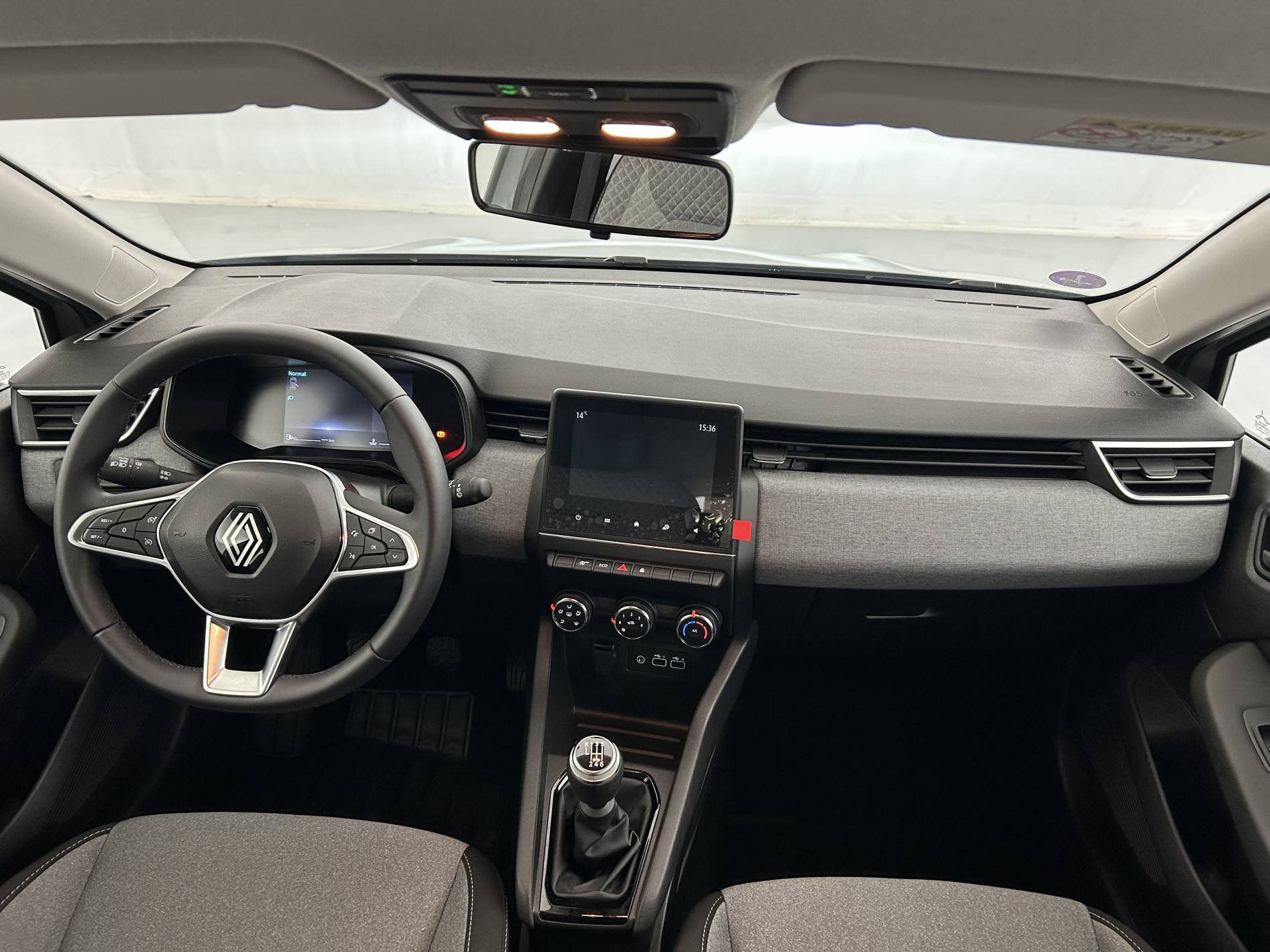 Vente en ligne Renault Clio 5 Clio TCe 90 au prix de 15 790 €