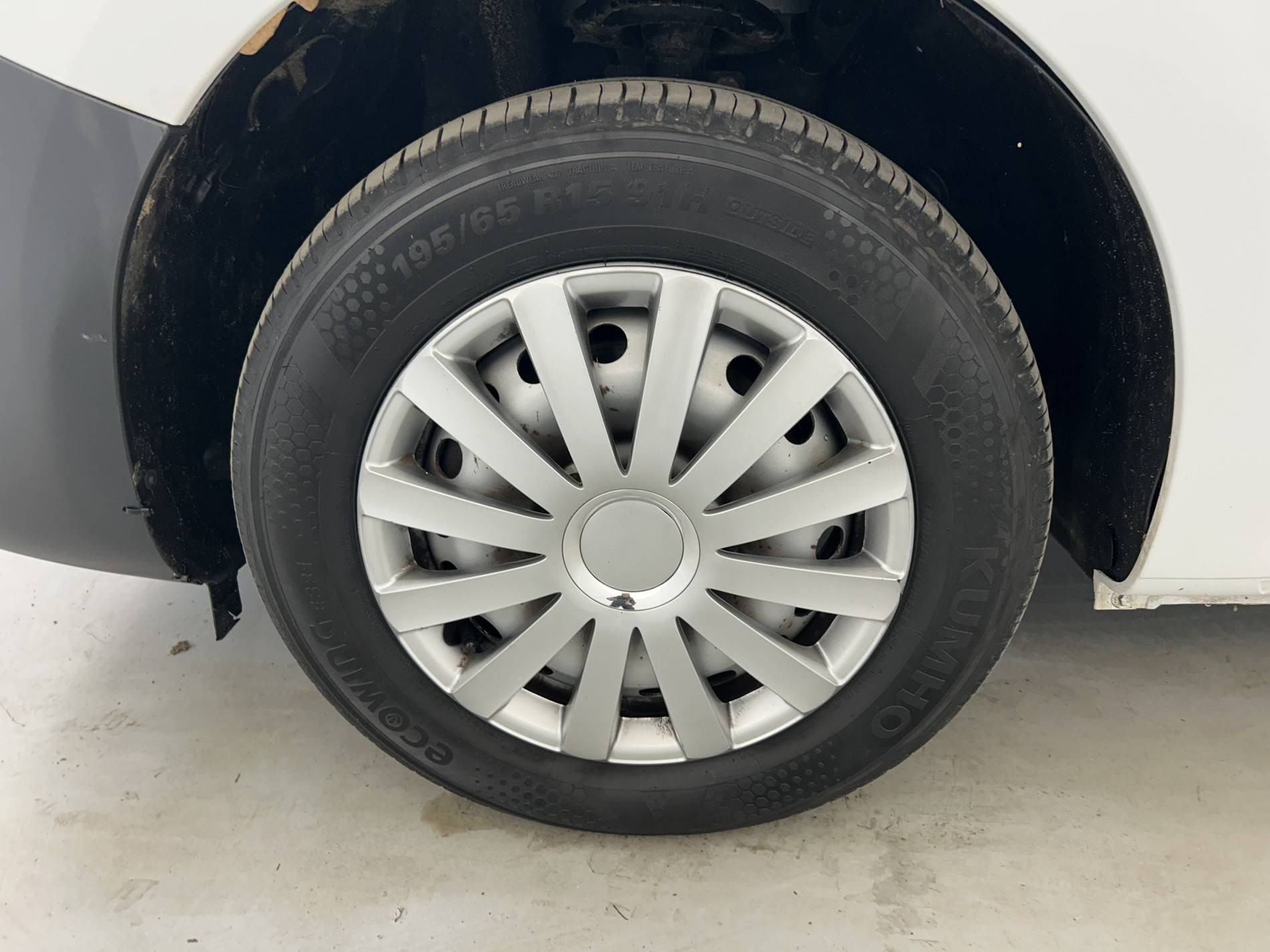 Vente en ligne Renault Kangoo Express  1.5 DCI 90 ENERGY au prix de 9 490 €