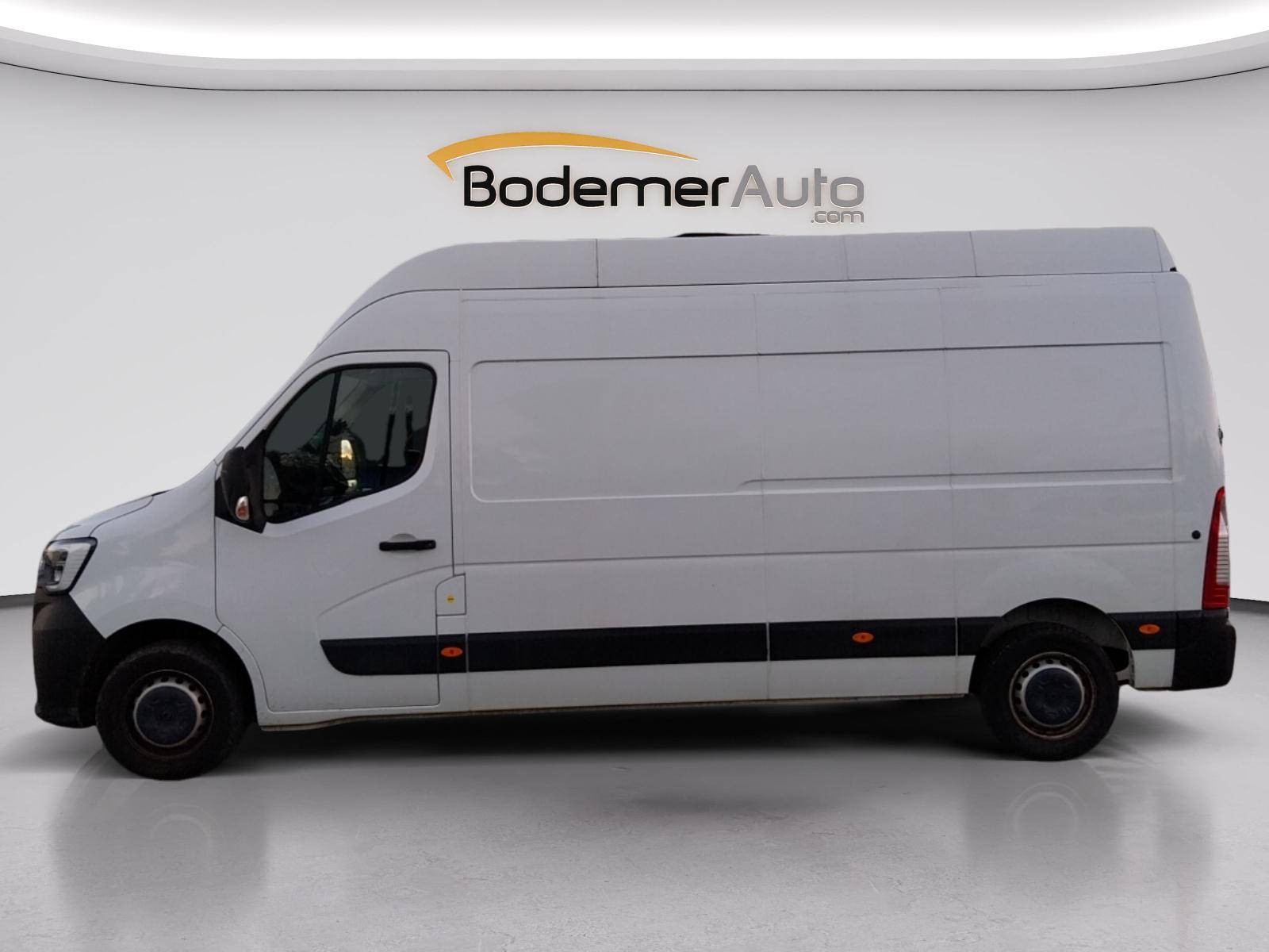 Vente en ligne Renault Master Fourgon MASTER FGN TRAC F3500 L3H3 BLUE DCI 135 au prix de 25 990 €