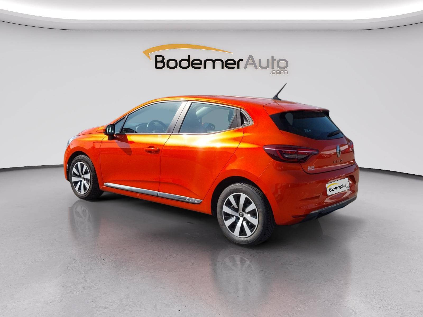 Vente en ligne Renault Clio 5 Clio Blue dCi 85 au prix de 13 990 €