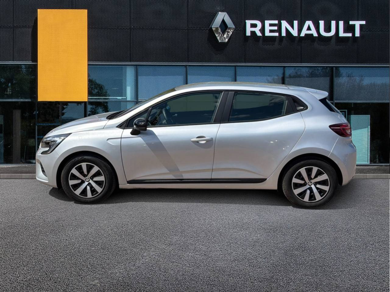 Vente en ligne Renault Clio 5 Clio E-Tech full hybrid 145 au prix de 16 990 €