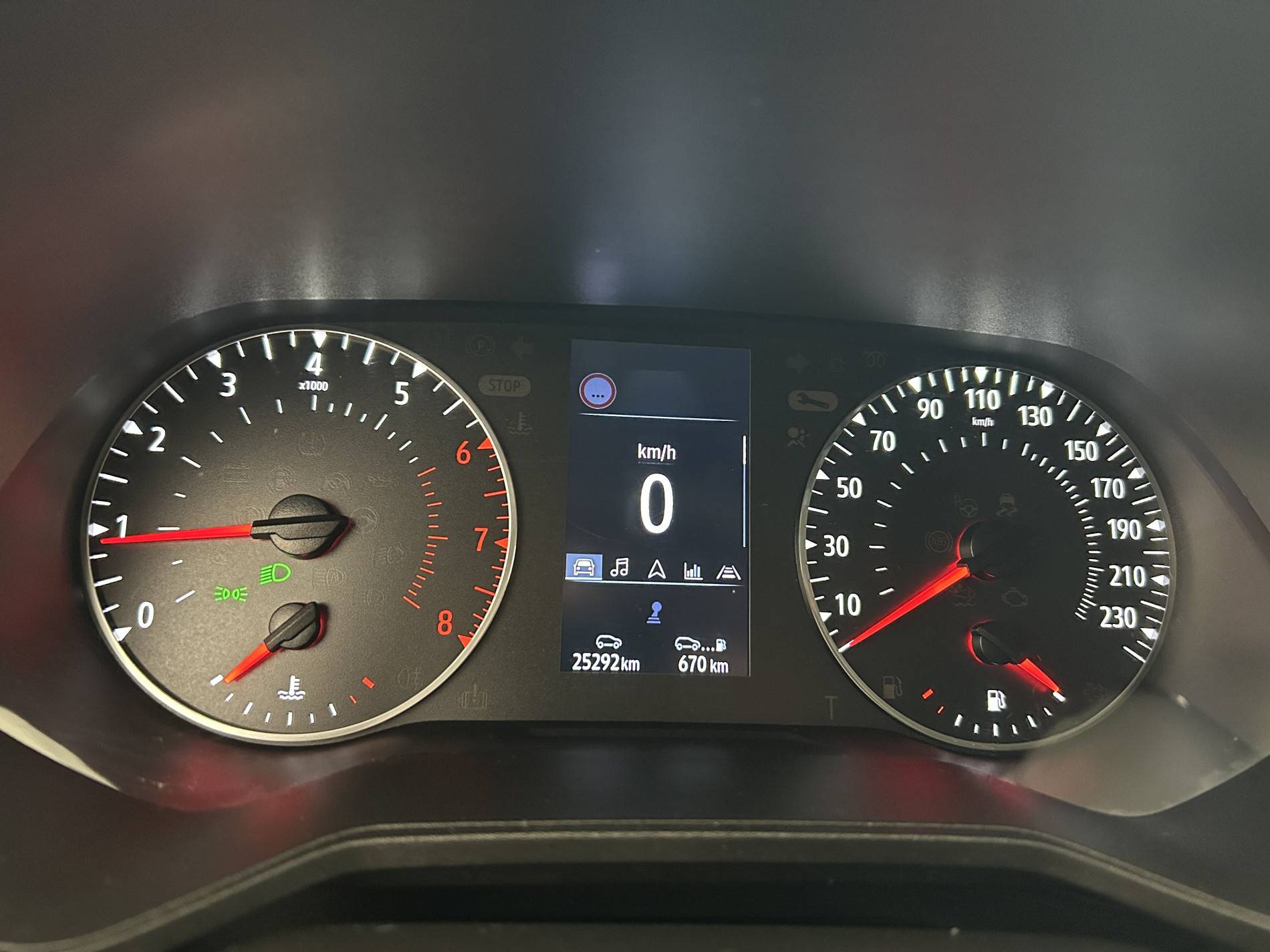 Vente en ligne Renault Clio 5 Clio TCe 90 au prix de 14 490 €