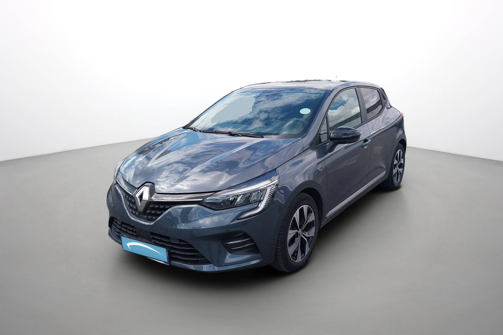 Renault Clio 5 Clio E-Tech full hybrid 145 occasion de 2023 en vente à Caen