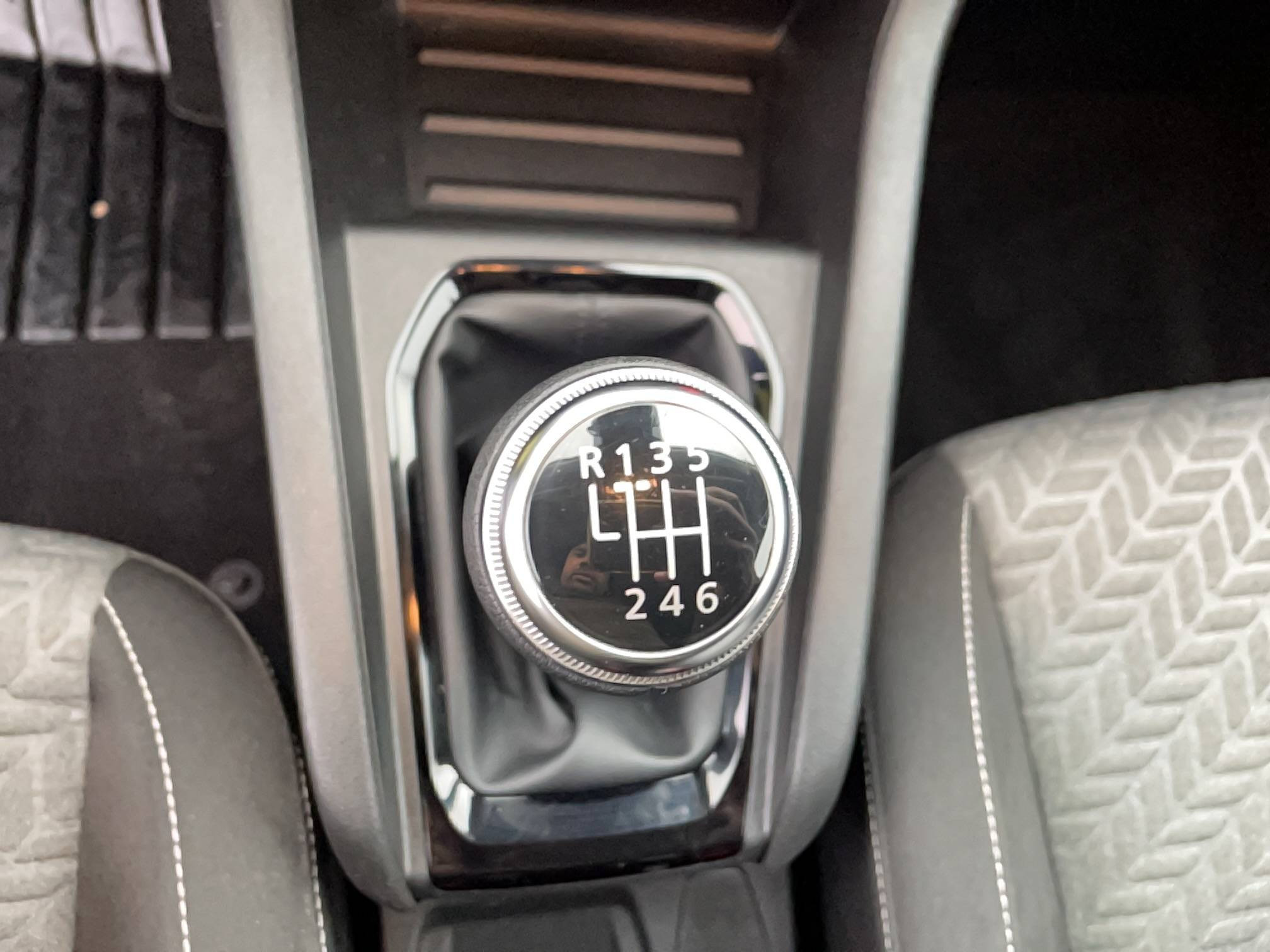 Vente en ligne Renault Clio 5 Clio TCe 90 au prix de 14 990 €