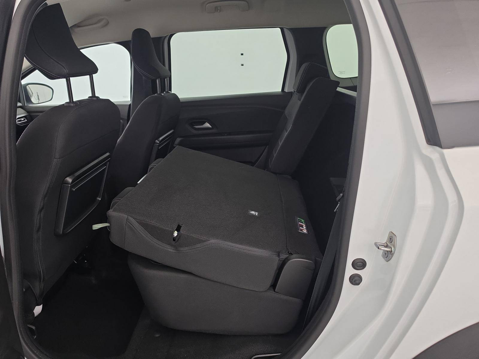 Vente en ligne Dacia Jogger  Hybrid 140 5 places au prix de 22 990 €