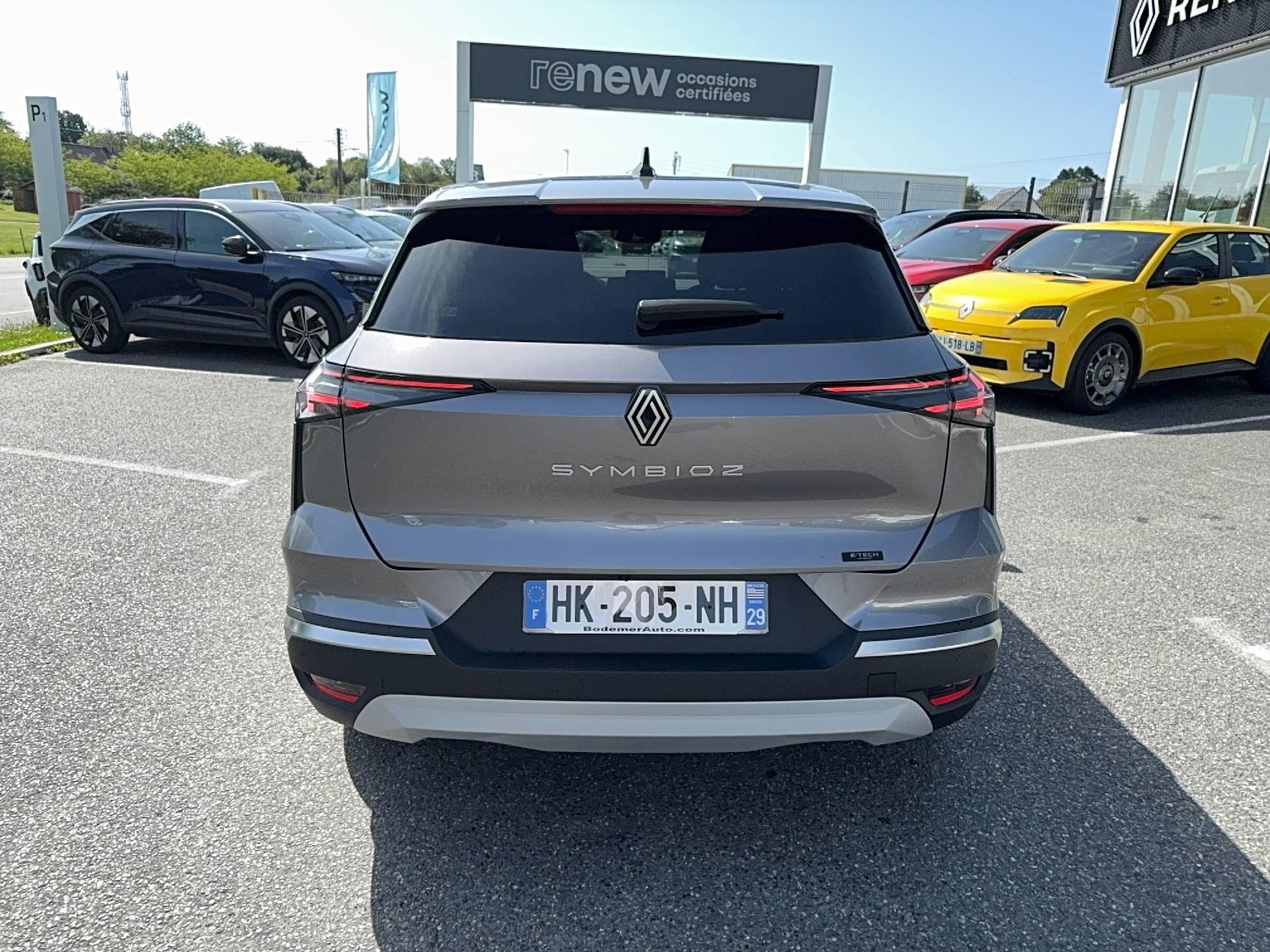 Vente en ligne Renault Symbioz  E-Tech full hybrid 160 ch au prix de 36 990 €