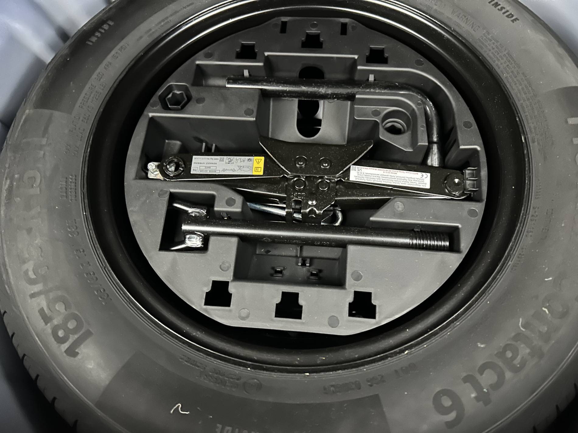 Vente en ligne Renault Clio 5 Clio TCe 90 au prix de 15 890 €