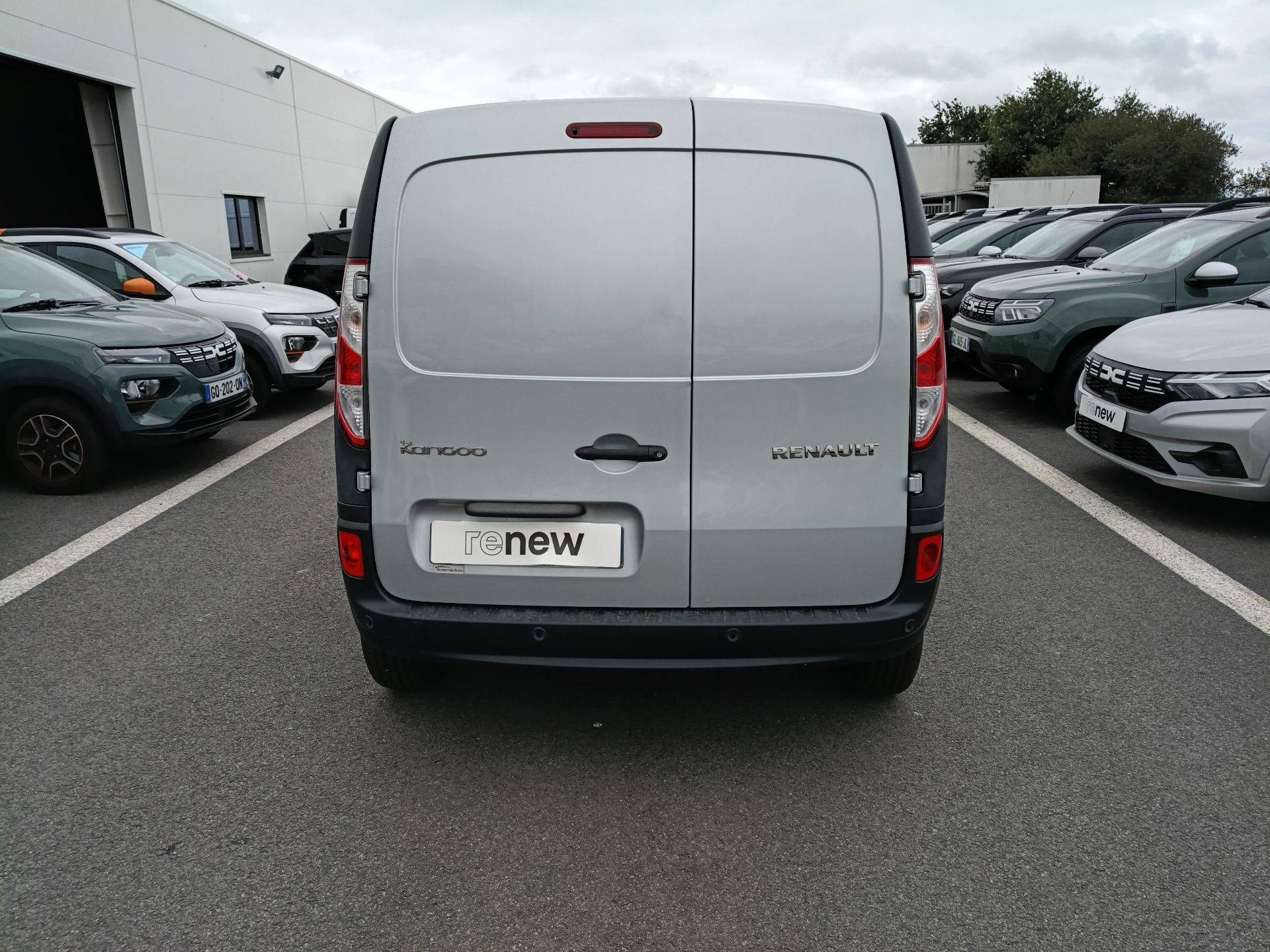 Vente en ligne Renault Kangoo Express  BLUE DCI 80 au prix de 9 590 €