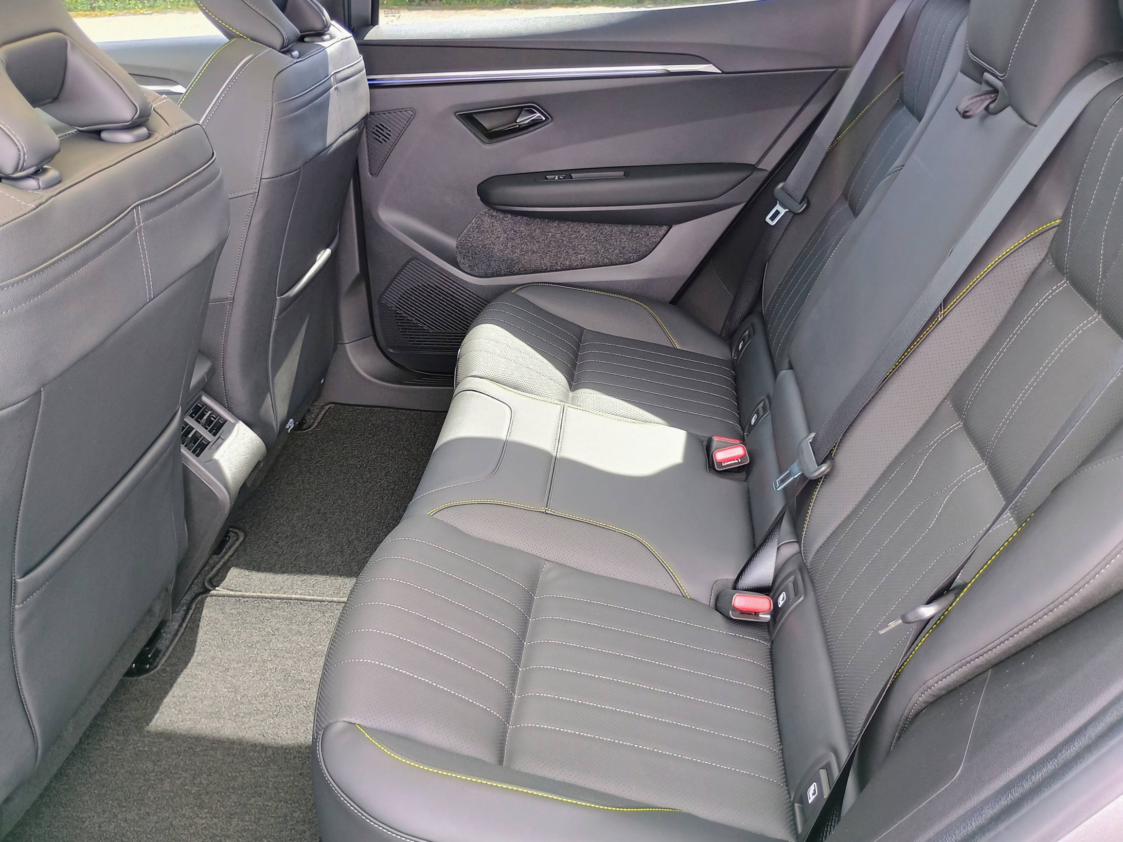 Vente en ligne Renault Scenic E-Tech Scenic E-Tech électrique 220 ch grande autonomie au prix de 51 980 €