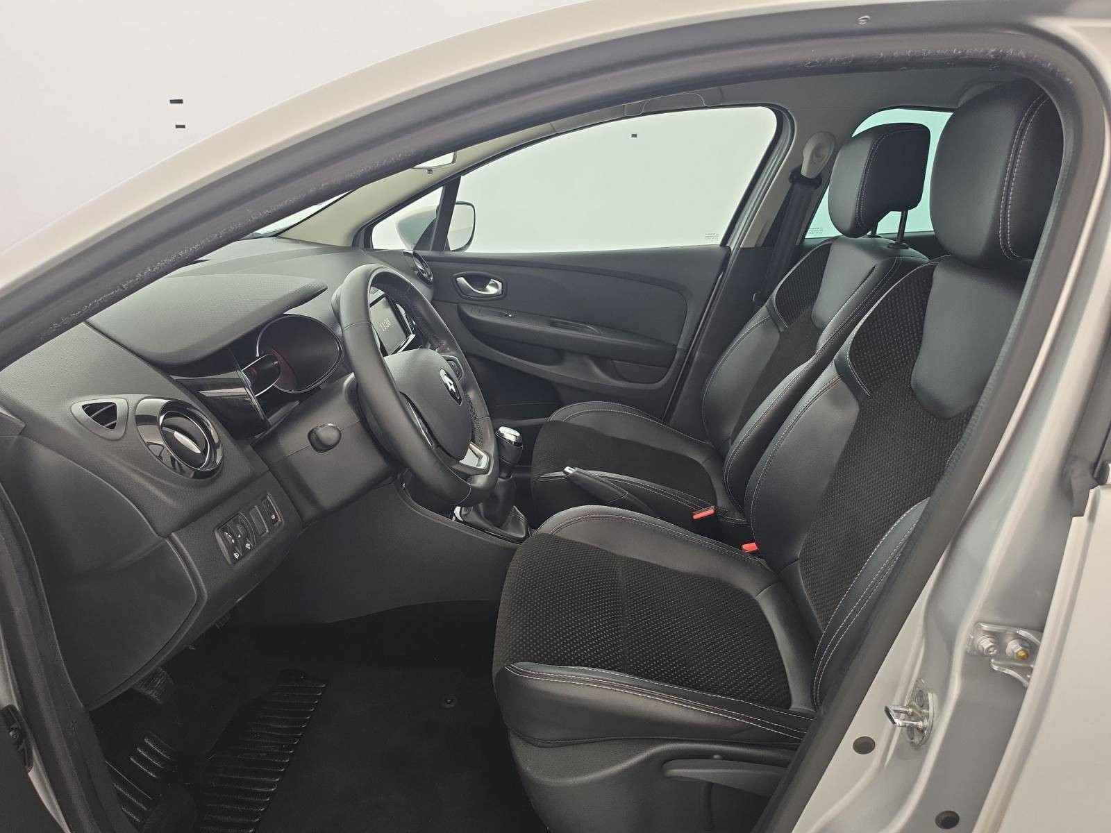 Vente en ligne Renault Clio 4 Clio TCe 90 E6C au prix de 10 990 €