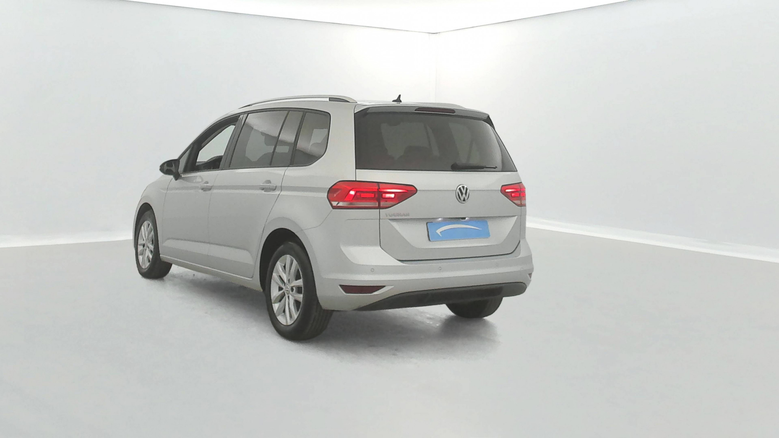 Vente en ligne Volkswagen Touran Touran 1.6 TDI 115 BMT 7pl au prix de 17 990 €