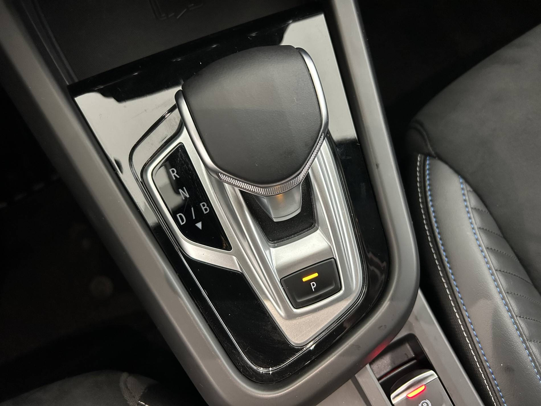 Vente en ligne Renault Arkana  E-Tech full hybrid 145 GSR2 au prix de 27 990 €