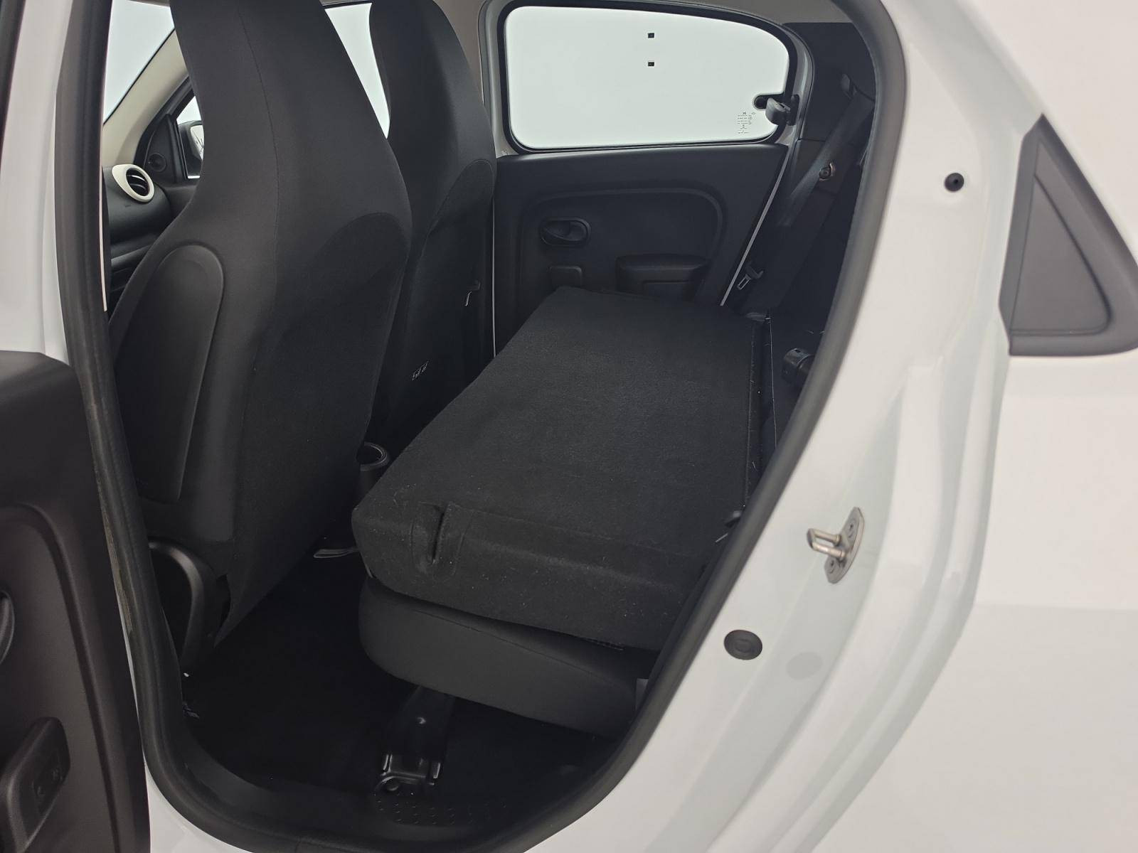 Vente en ligne Renault Twingo Electrique Twingo III E-Tech au prix de 11 990 €