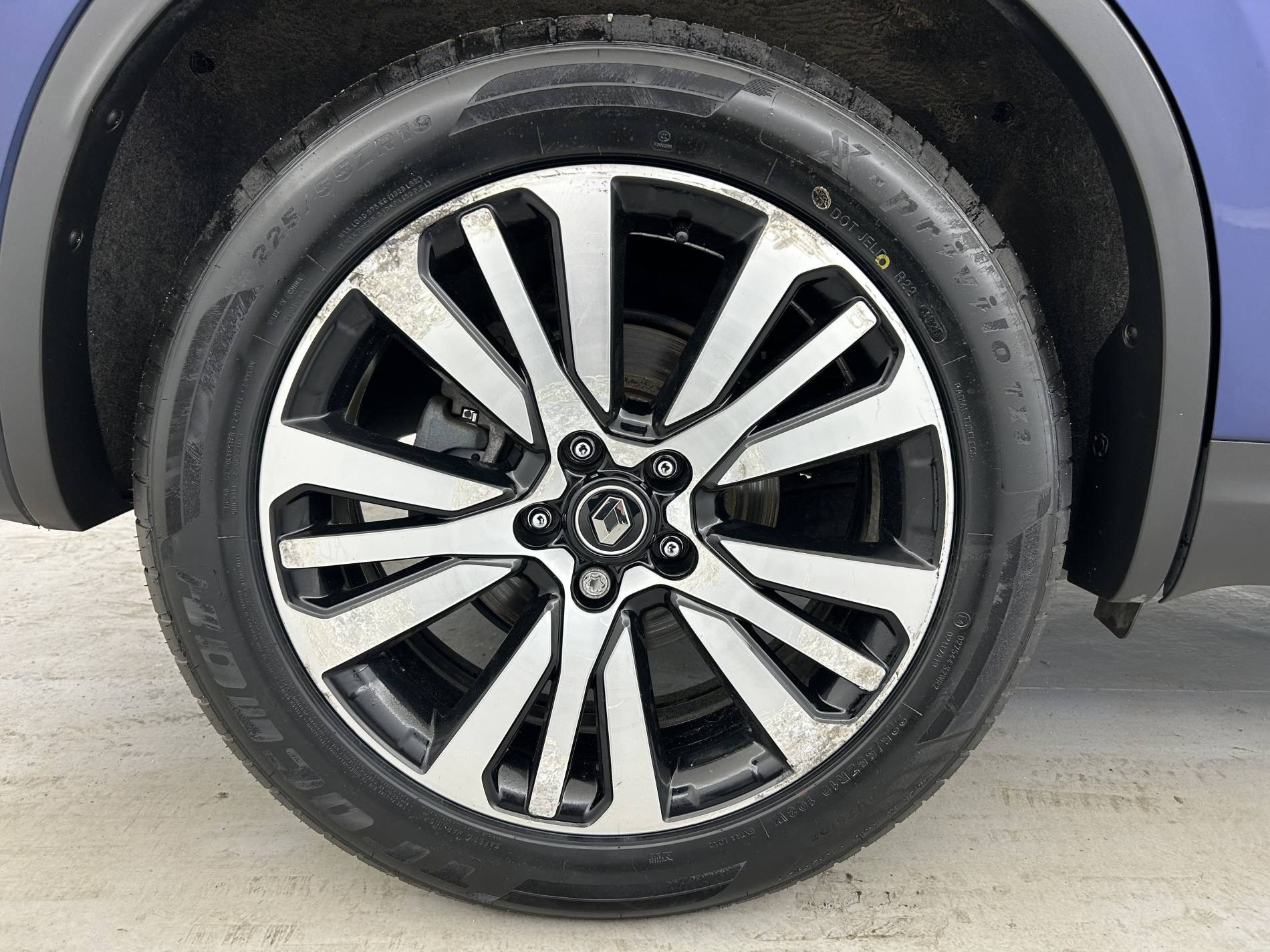 Vente en ligne Renault Koleos  dCi 175 4x2 X-tronic Energy au prix de 21 970 €