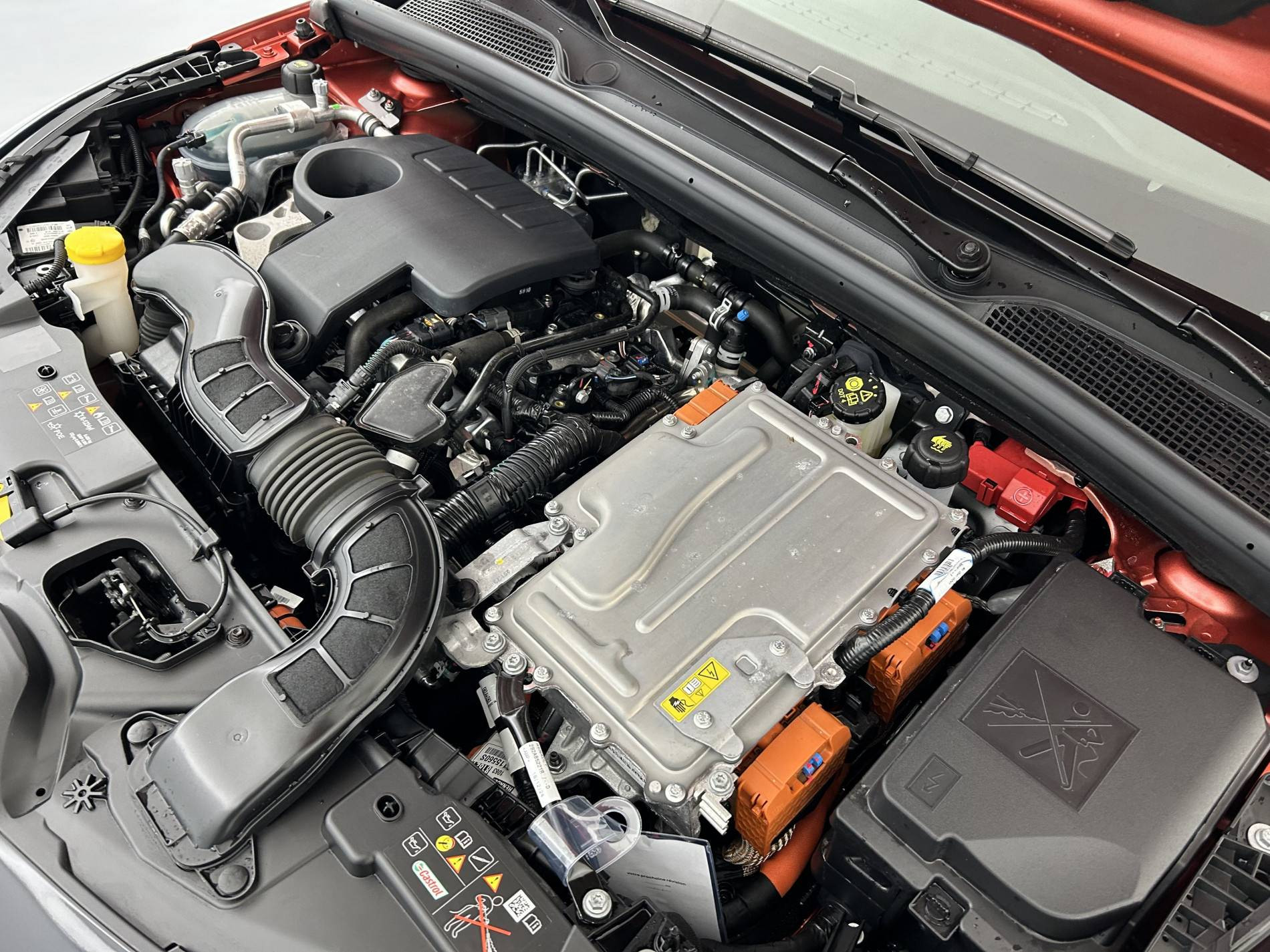 Vente en ligne Renault Clio 5 Clio E-Tech full hybrid 145 ch GSR2 au prix de 19 590 €