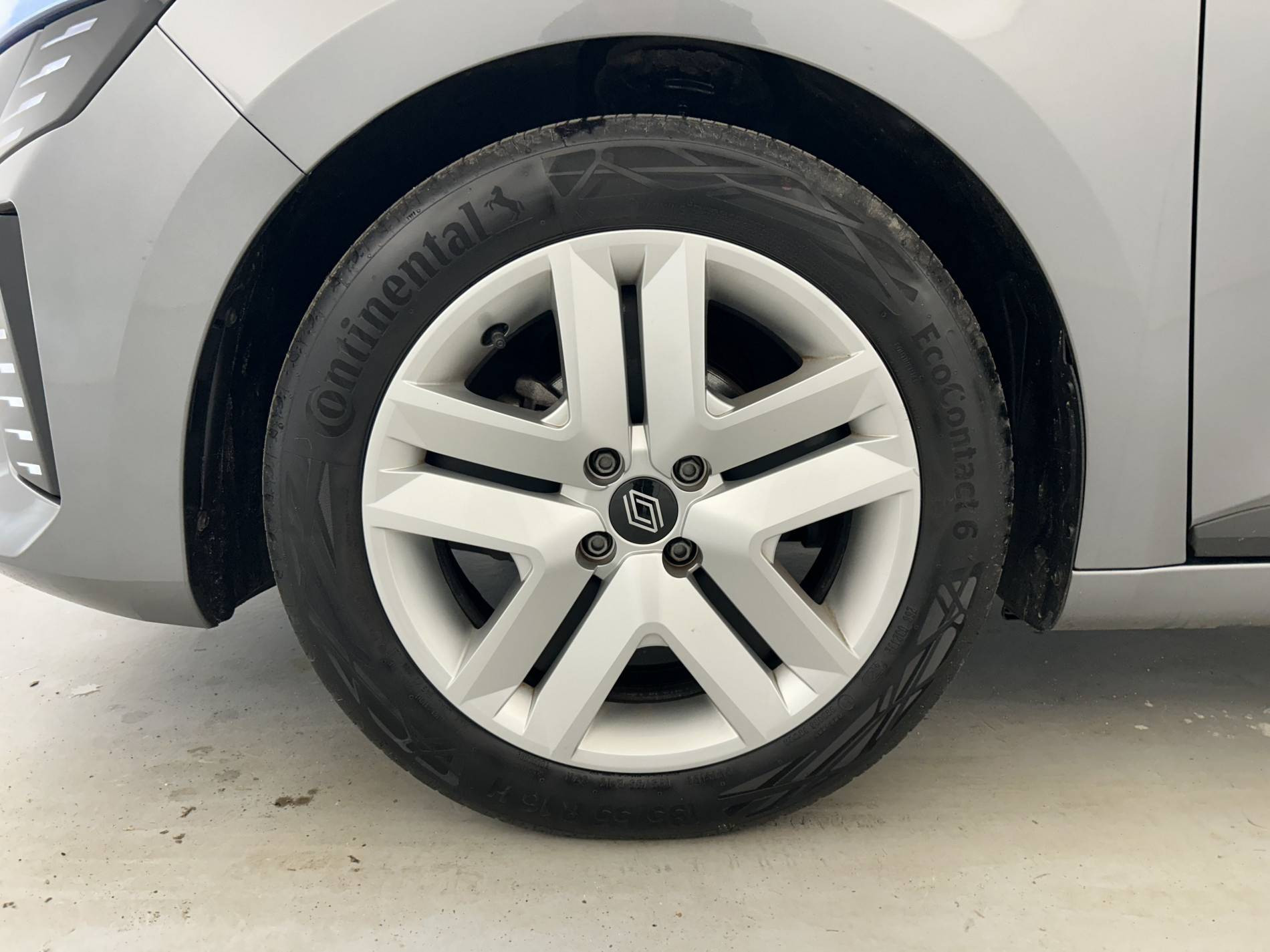 Vente en ligne Renault Clio 5 Clio TCe 90 au prix de 15 490 €