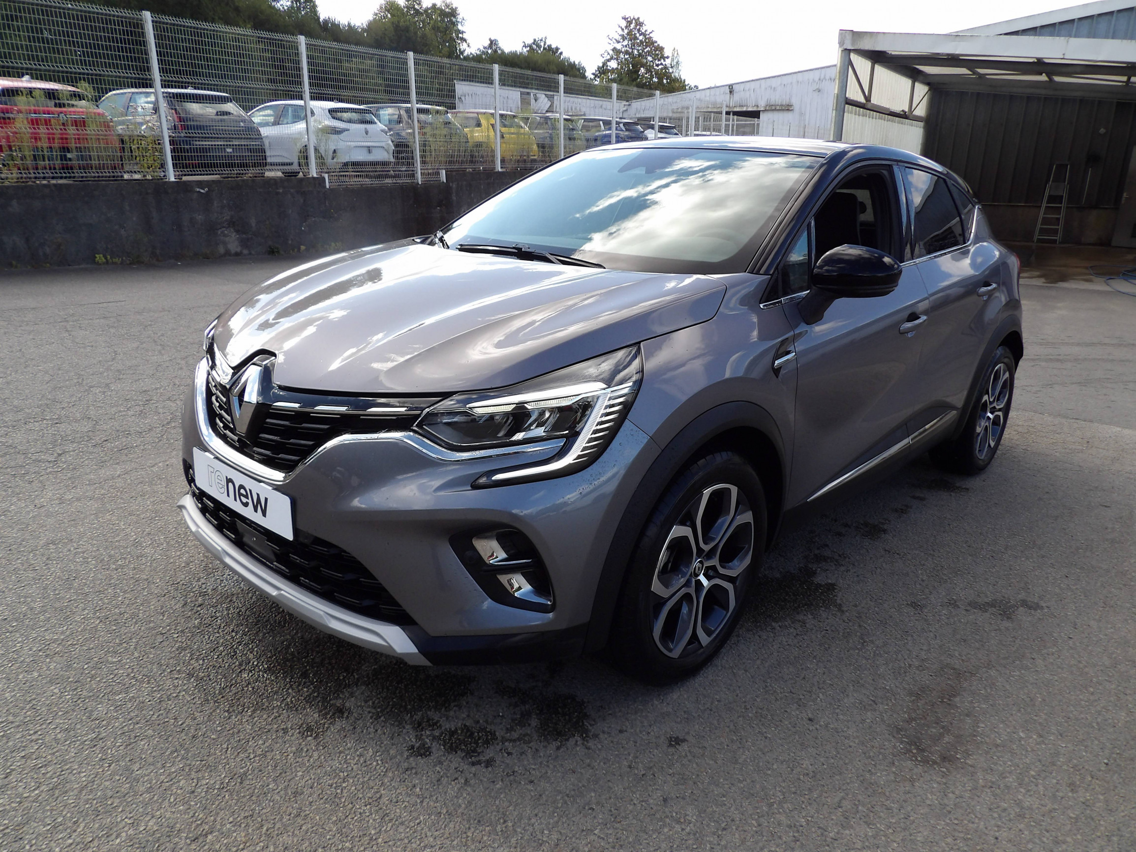 Renault Captur  E-Tech full hybrid 145 occasion de 2023 en vente à Morlaix