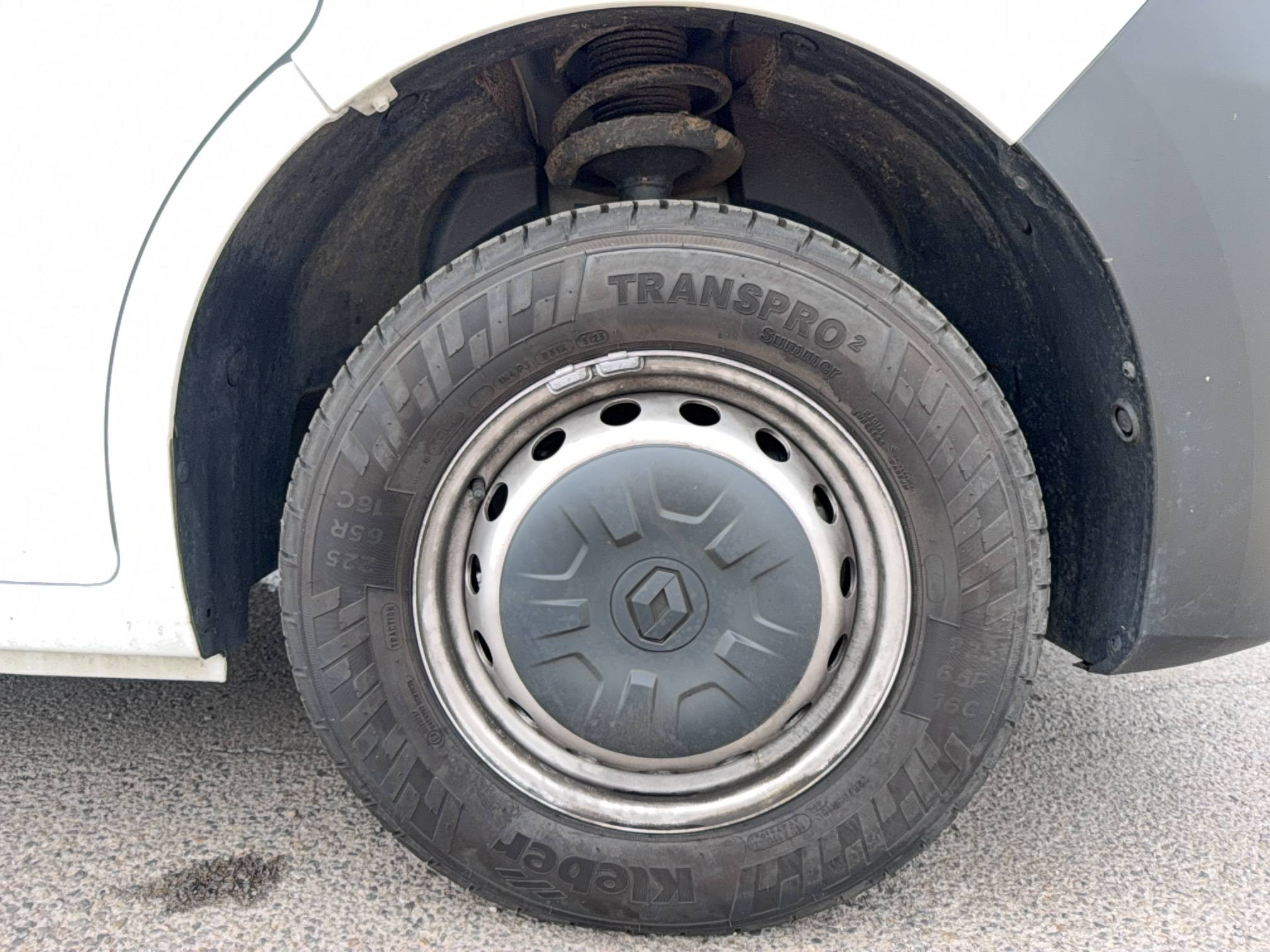 Vente en ligne Renault Master Fourgon MASTER FGN TRAC F3500 L3H3 BLUE DCI 135 au prix de 23 990 €
