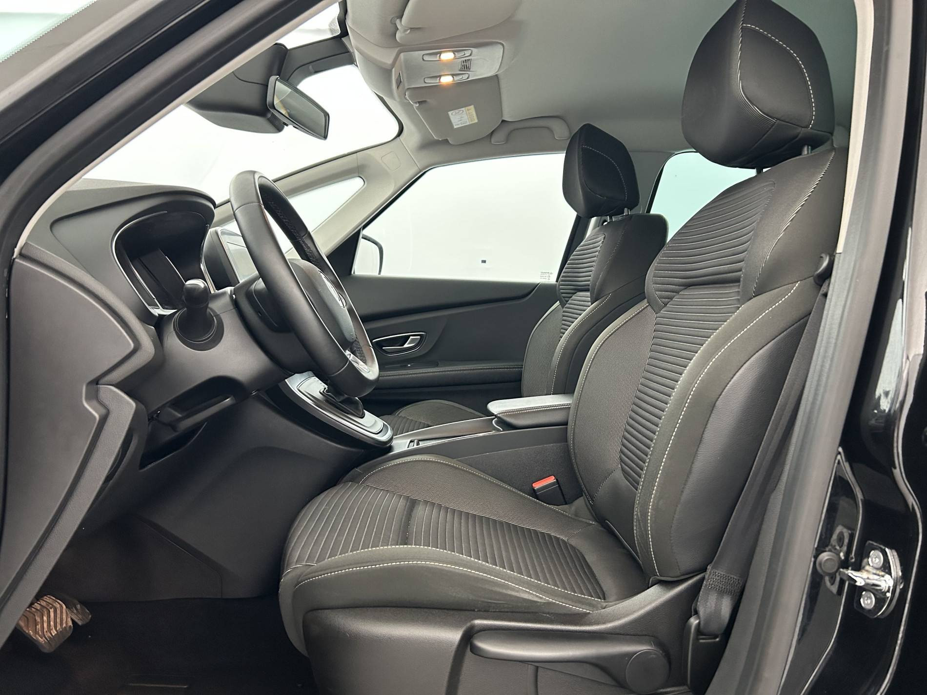 Vente en ligne Renault Scenic 4 Scenic Blue dCi 120 EDC - 21 au prix de 16 480 €