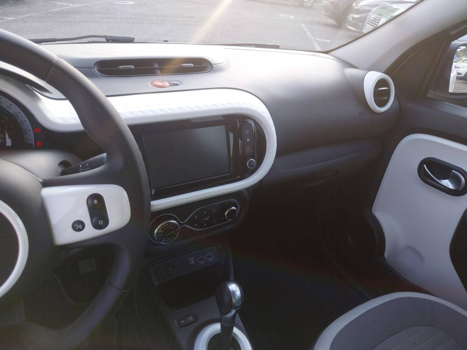 Vente en ligne Renault Twingo Electrique Twingo III E-Tech au prix de 13 900 €