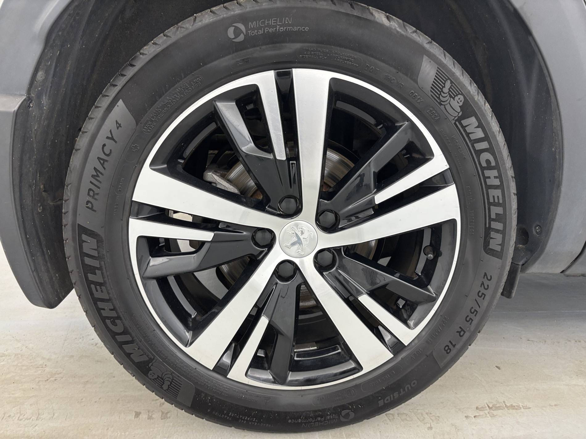 Vente en ligne Peugeot 3008  Puretech 130ch S&S EAT8 au prix de 16 990 €