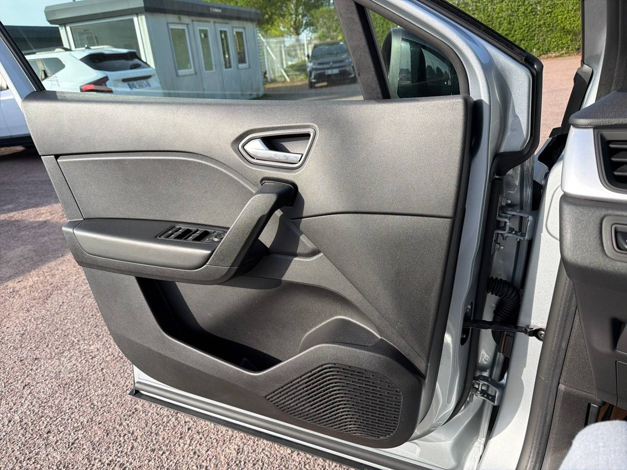Vente en ligne Renault Captur  E-Tech hybride 145 au prix de 18 990 €