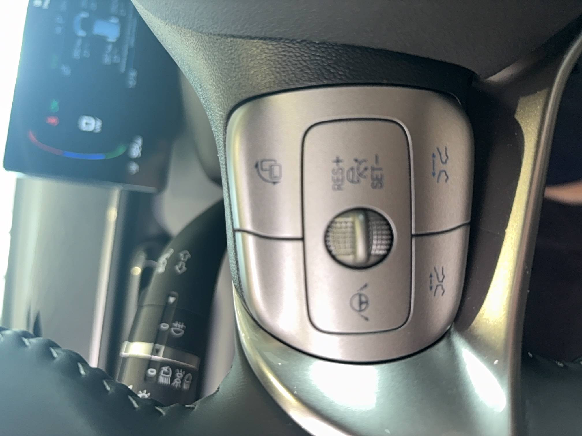 Vente en ligne Byd Dolphin Surf  43.2 kWh 88 ch au prix de 20 490 €