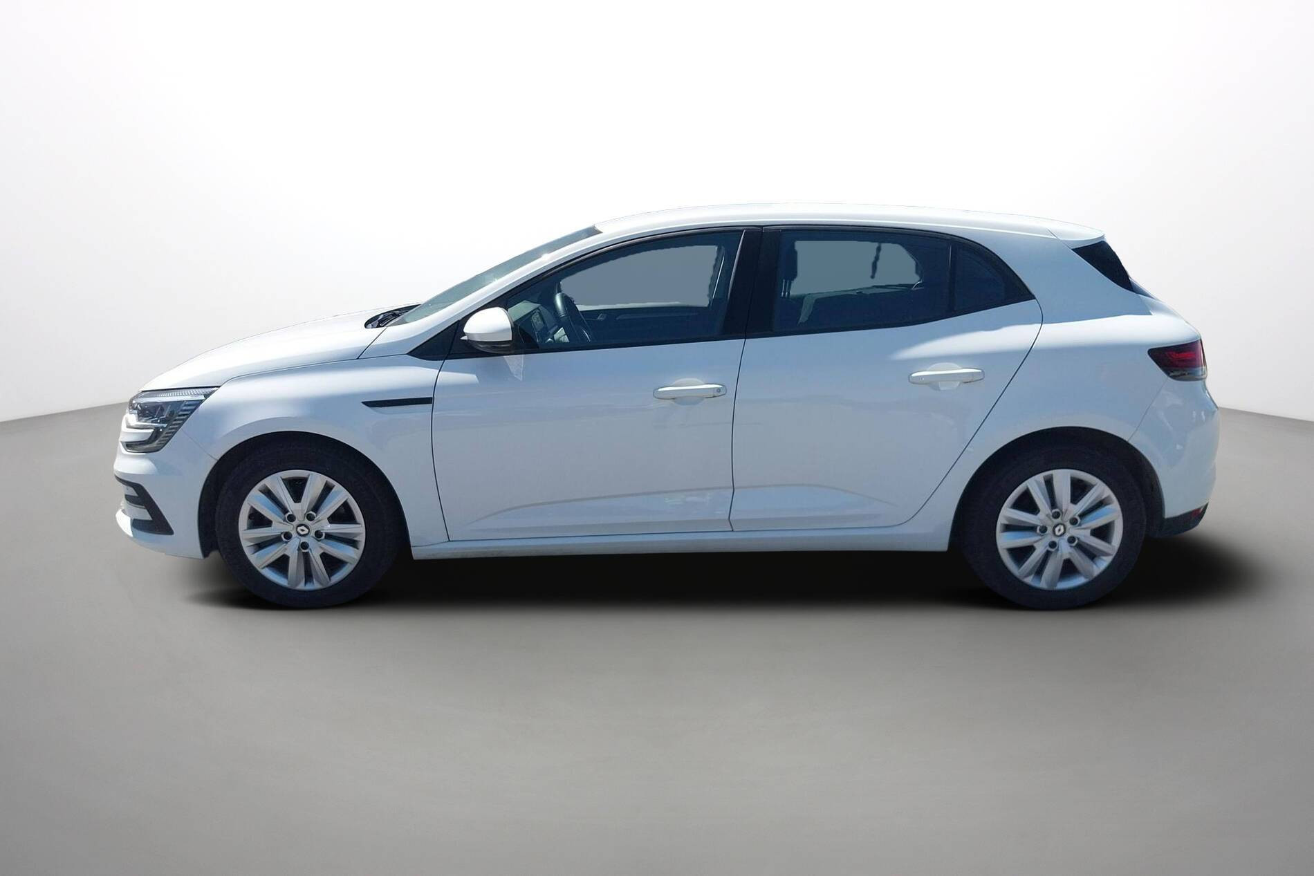 Vente en ligne Renault Megane 4  BLUE DCI 115 au prix de 14 990 €