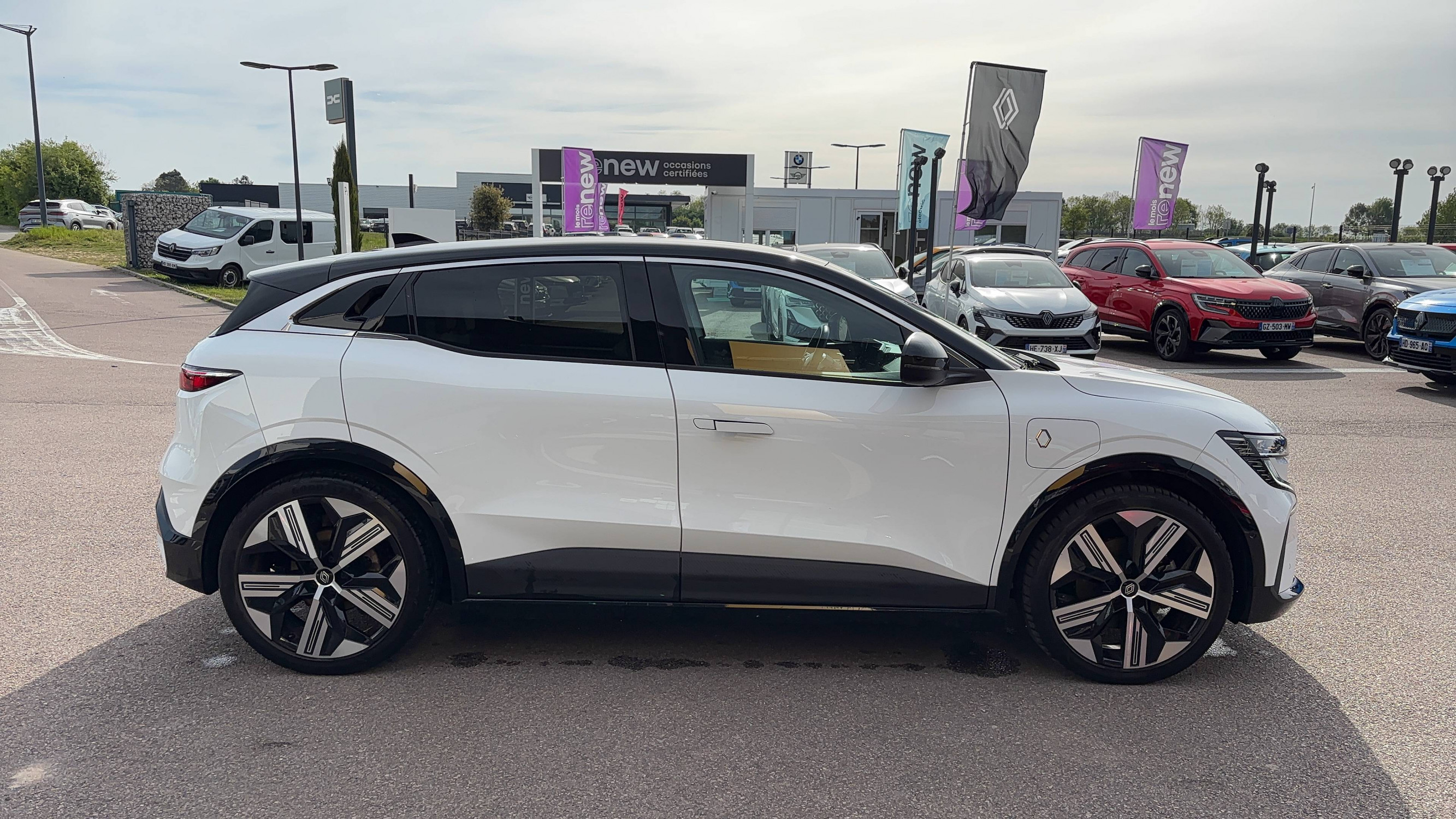 Vente en ligne Renault Megane E-Tech  EV60 220 ch optimum charge au prix de 27 990 €