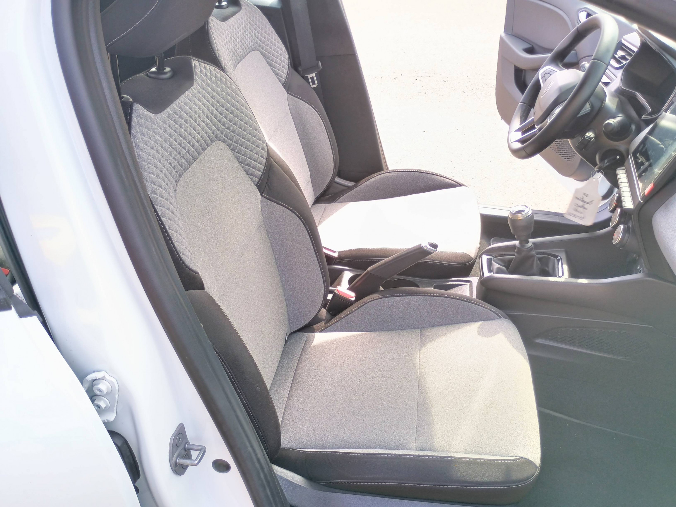 Vente en ligne Renault Clio 5 Clio Eco-G 100 ch GSR2 au prix de 14 991 €