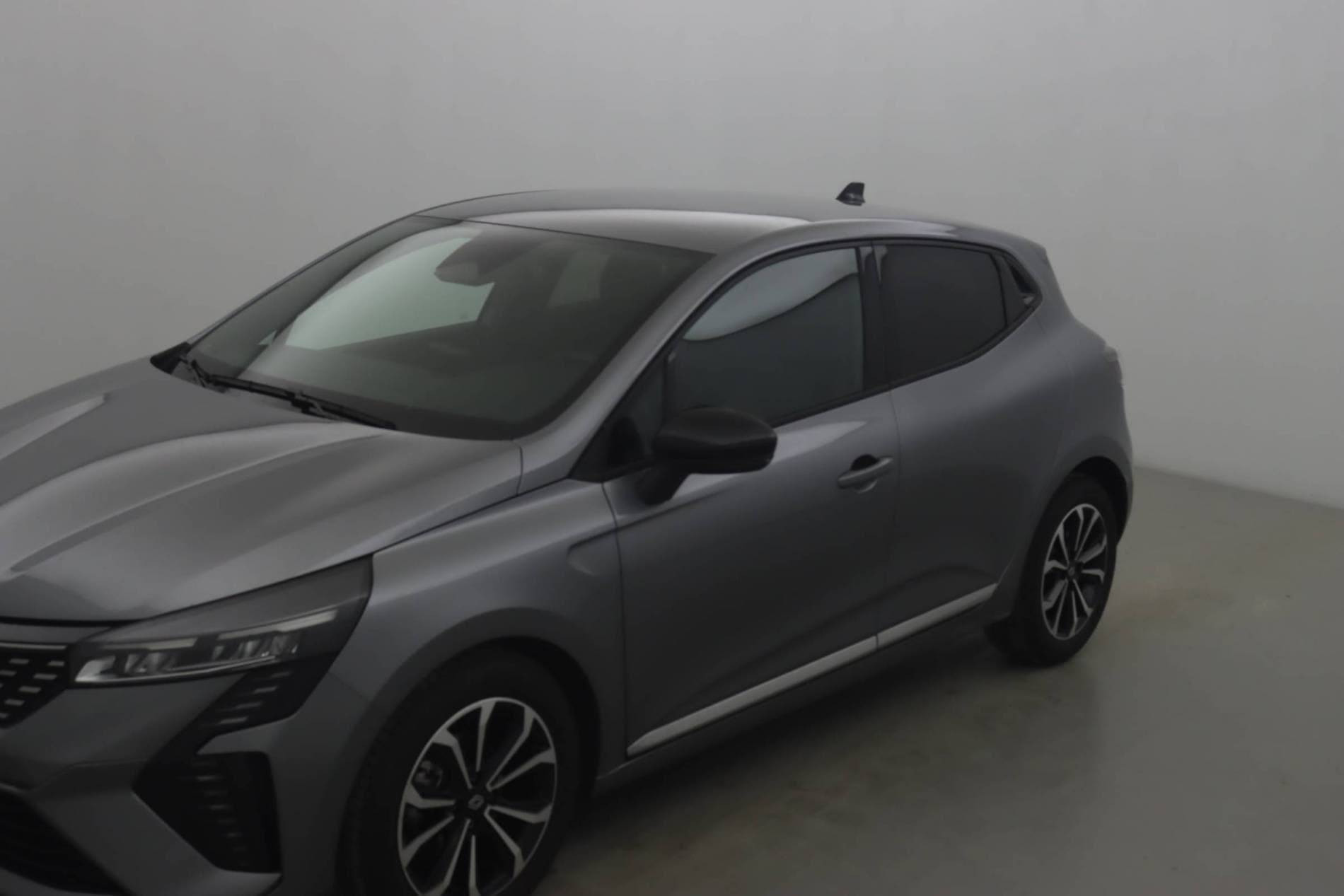 Renault Clio 5 Clio TCe 90 ch GSR2 occasion de 2025 en vente à Brest