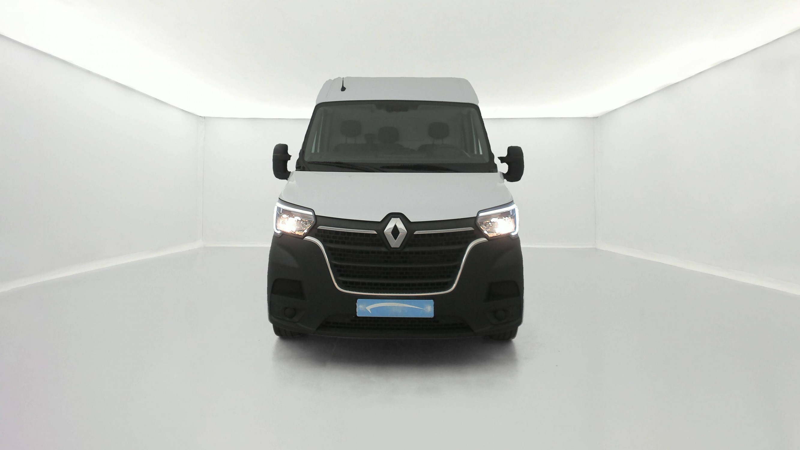 Vente en ligne Renault Master Fourgon MASTER FGN TRAC F3500 L2H2 BLUE DCI 135 au prix de 24 000 €