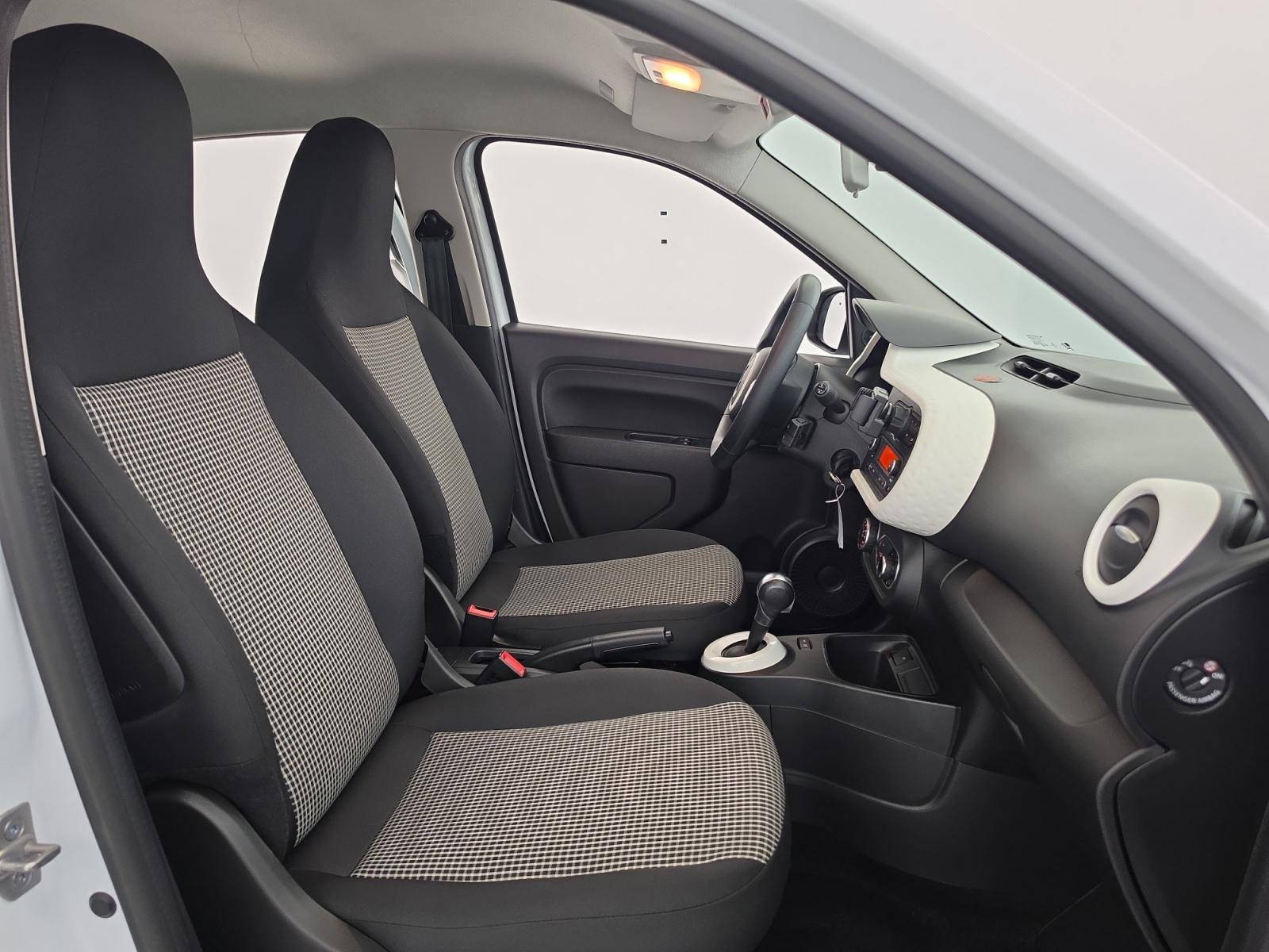 Vente en ligne Renault Twingo Electrique Twingo III E-Tech au prix de 10 800 €