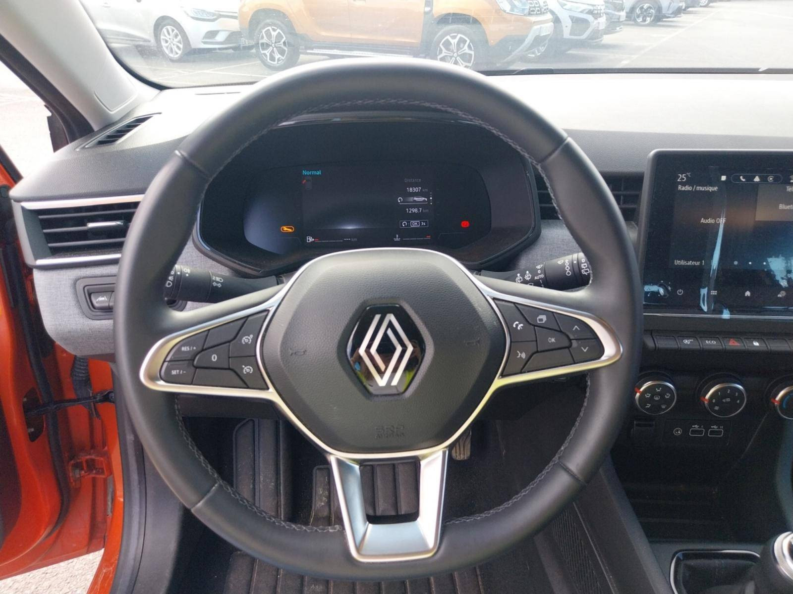 Vente en ligne Renault Clio 5 Clio TCe 90 au prix de 15 490 €