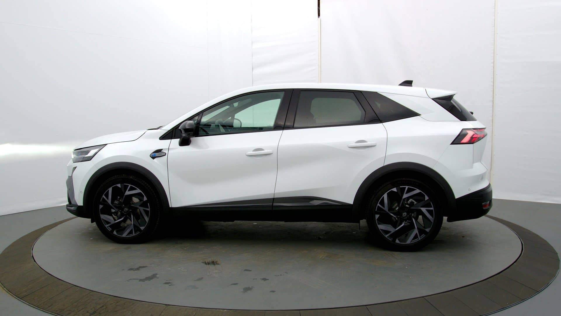 Vente en ligne Renault Symbioz  E-Tech full hybrid 145 au prix de 27 890 €