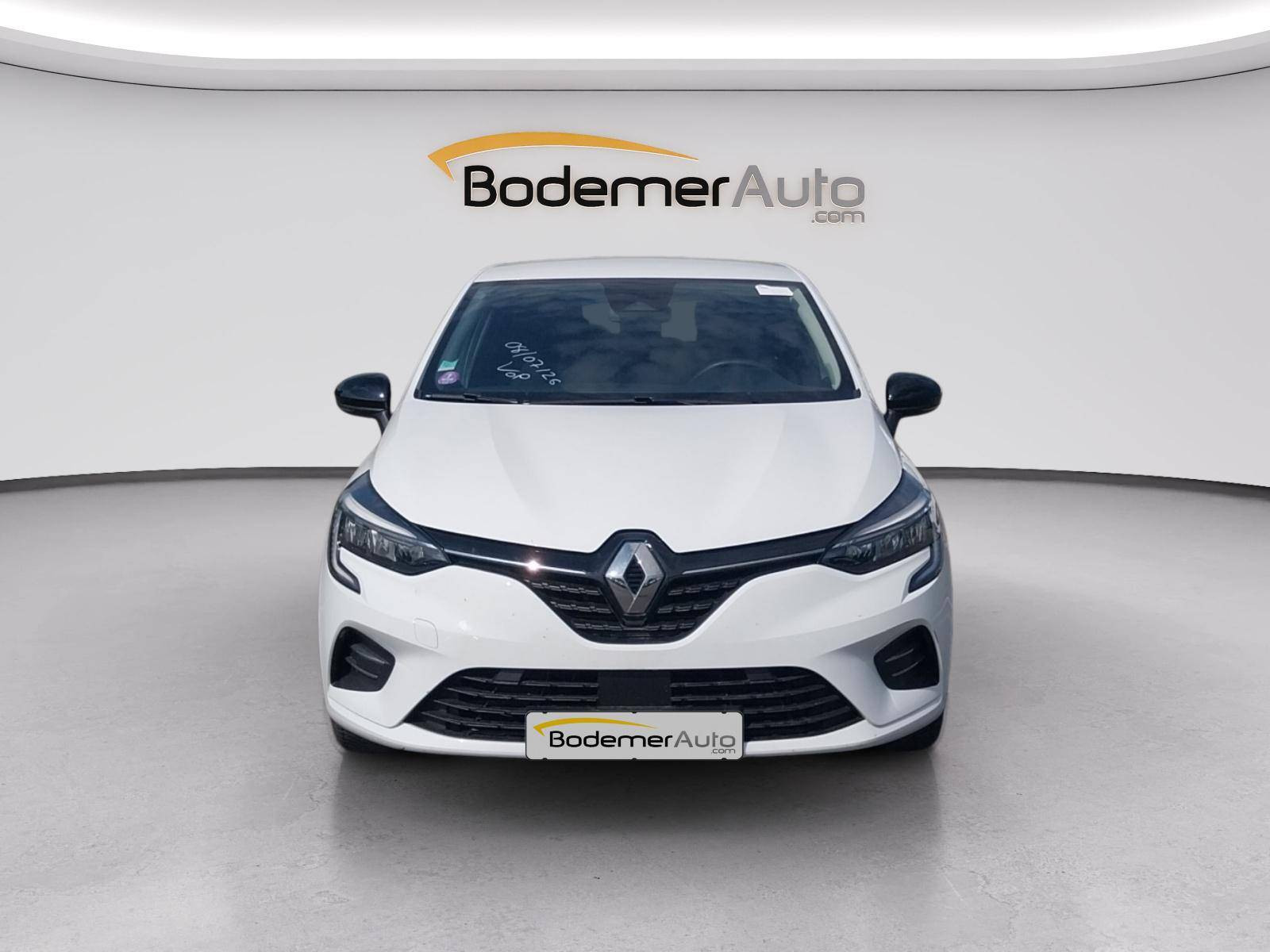 Vente en ligne Renault Clio 5 Clio E-Tech full hybrid 145 au prix de 15 990 €