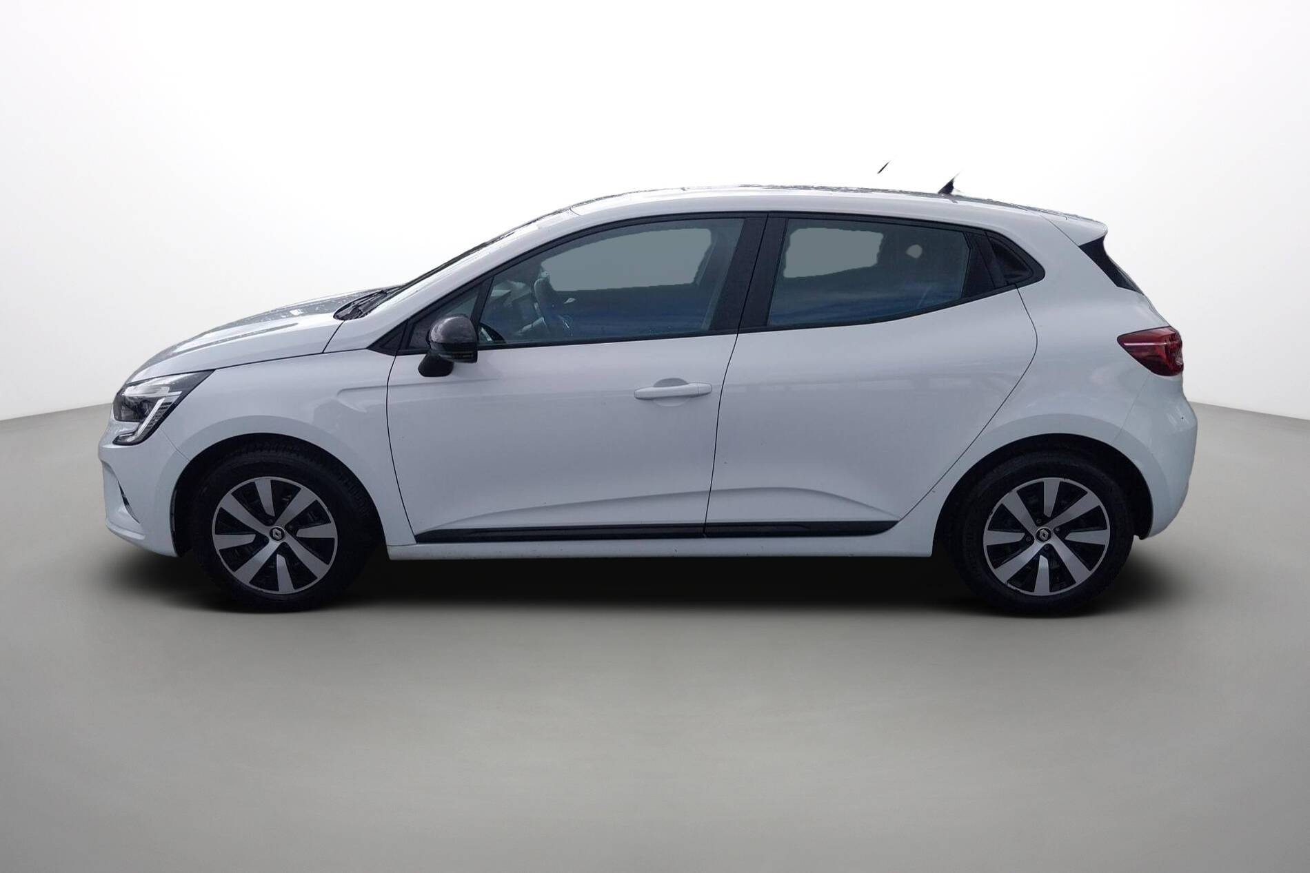 Vente en ligne Renault Clio 5 Clio E-Tech full hybrid 145 au prix de 14 990 €