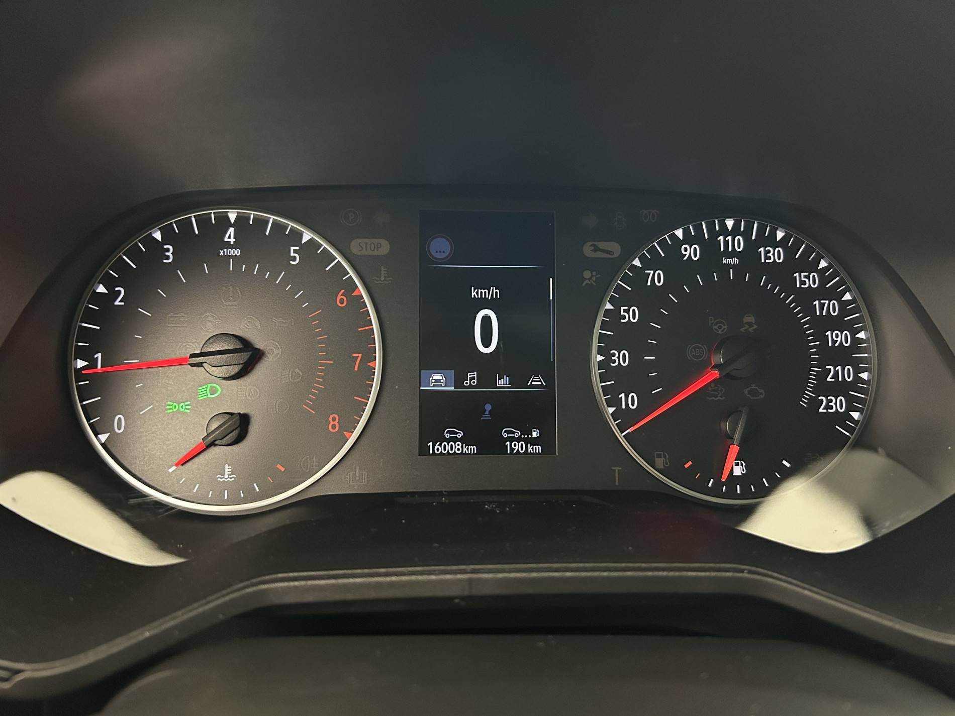 Vente en ligne Renault Clio 5 Clio TCe 90 au prix de 14 490 €