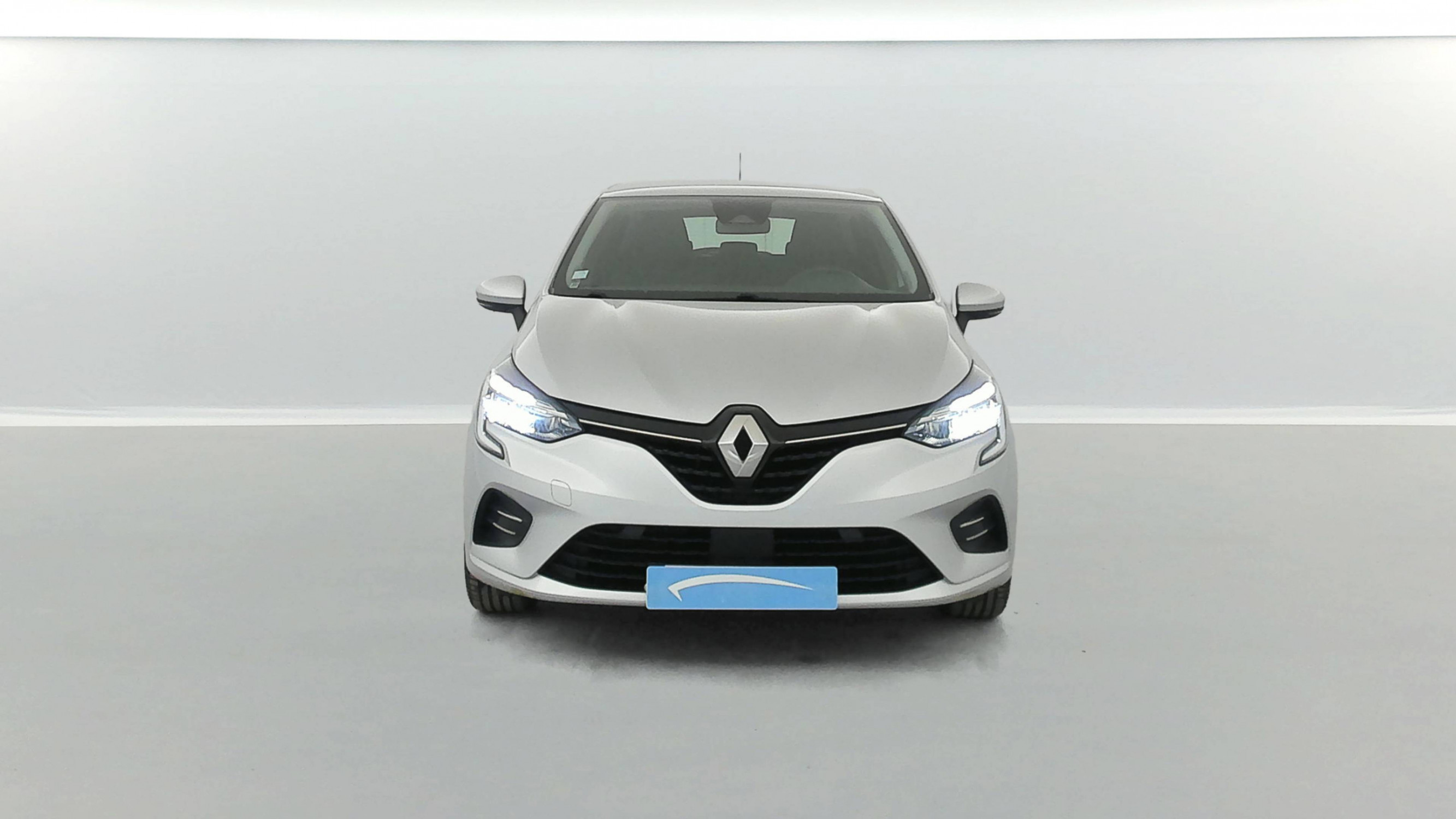 Vente en ligne Renault Clio 5 Clio E-Tech 140 - 21N au prix de 16 890 €