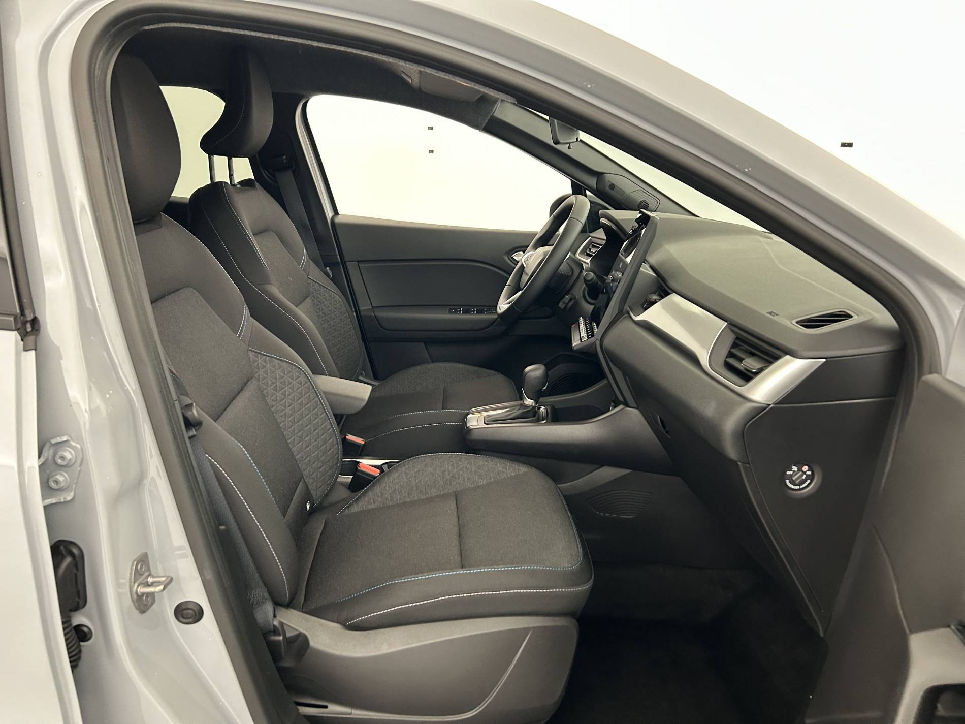 Vente en ligne Renault Symbioz  E-Tech full hybrid 145 au prix de 25 890 €