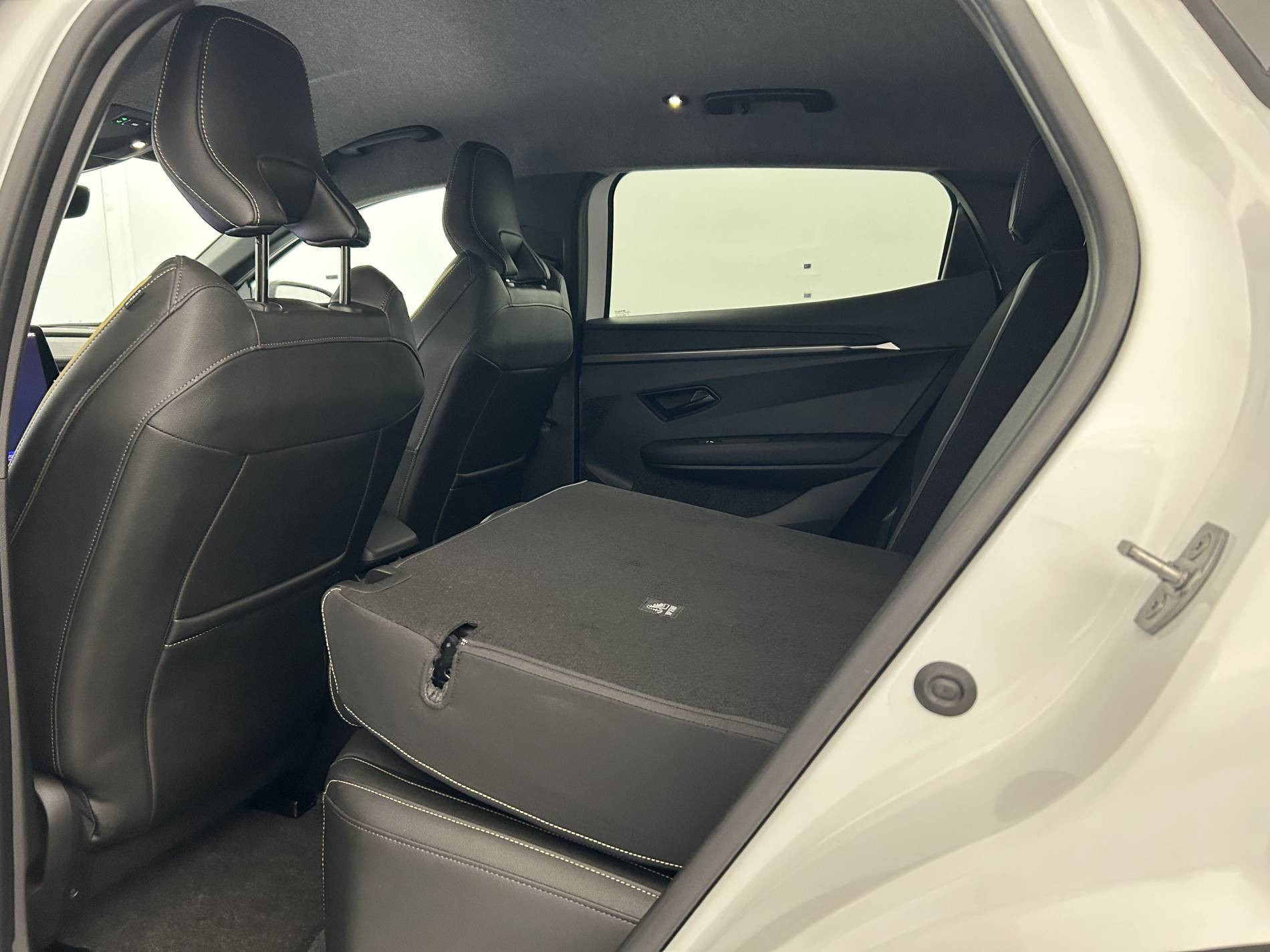 Vente en ligne Renault Megane E-Tech  220 ch autonomie confort GSR2 au prix de 33 490 €