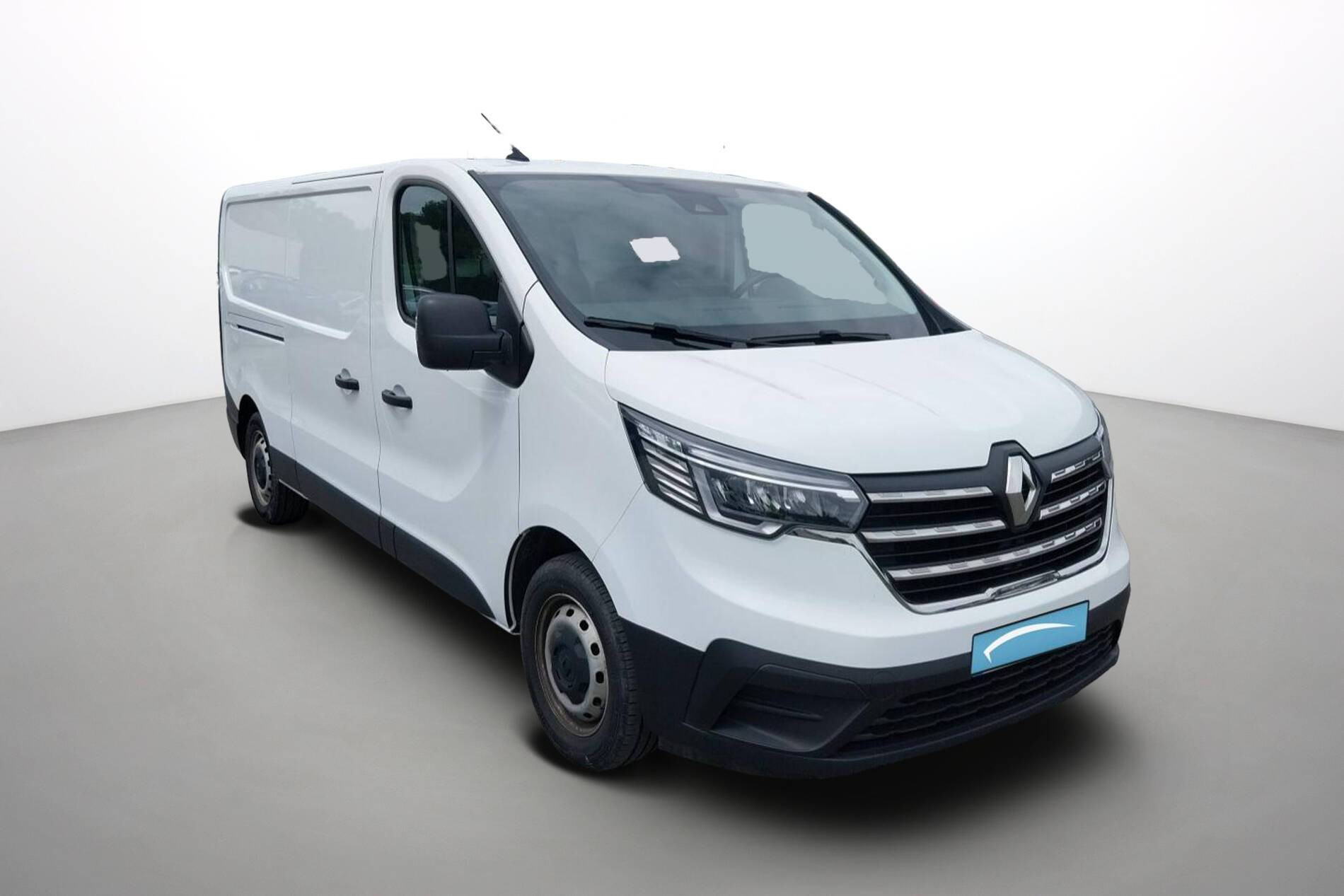Vente en ligne Renault Trafic 3 Fourgon TRAFIC FGN L2H1 3000 KG BLUE DCI 130 au prix de 20 490 €