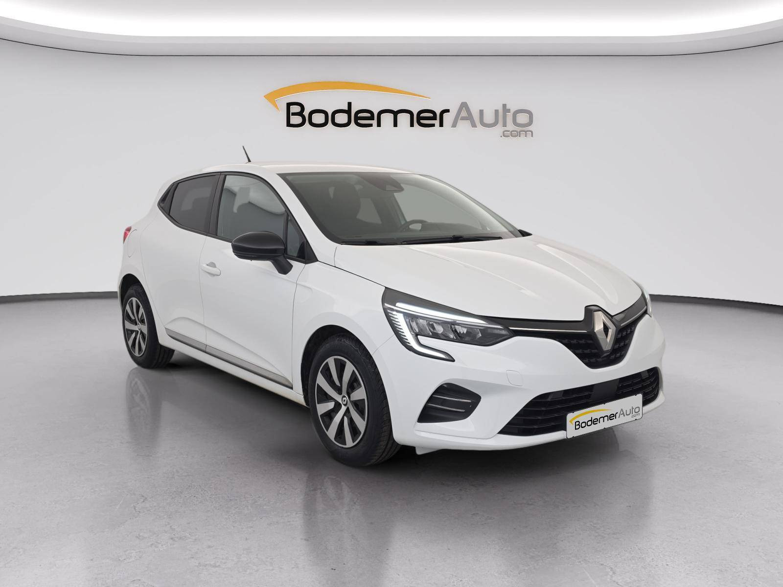 Vente en ligne Renault Clio 5 Clio TCe 90 au prix de 14 399 €